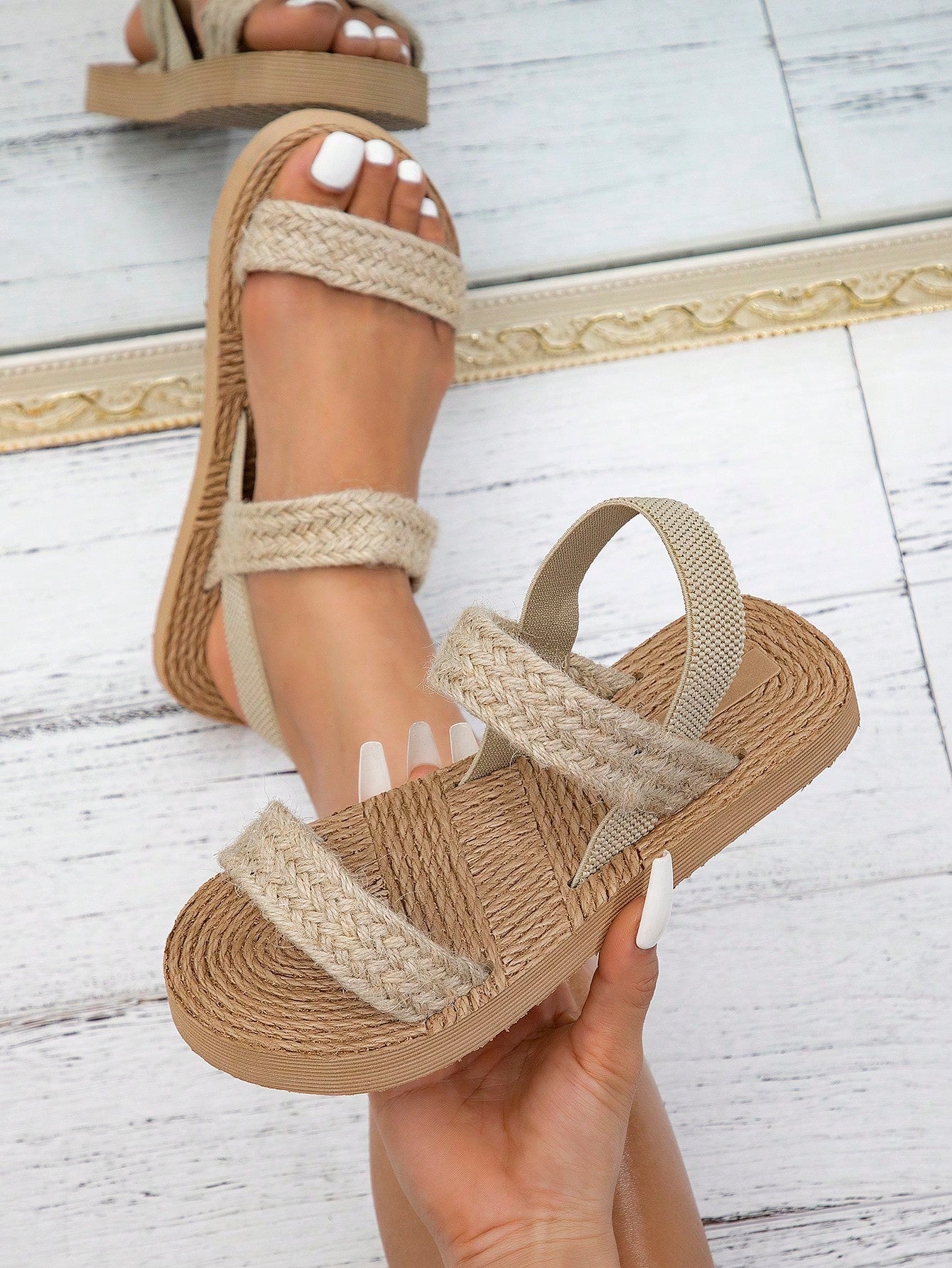 Ladies' Elastic Band Fashion Vacation Beach Sandals For Going Out