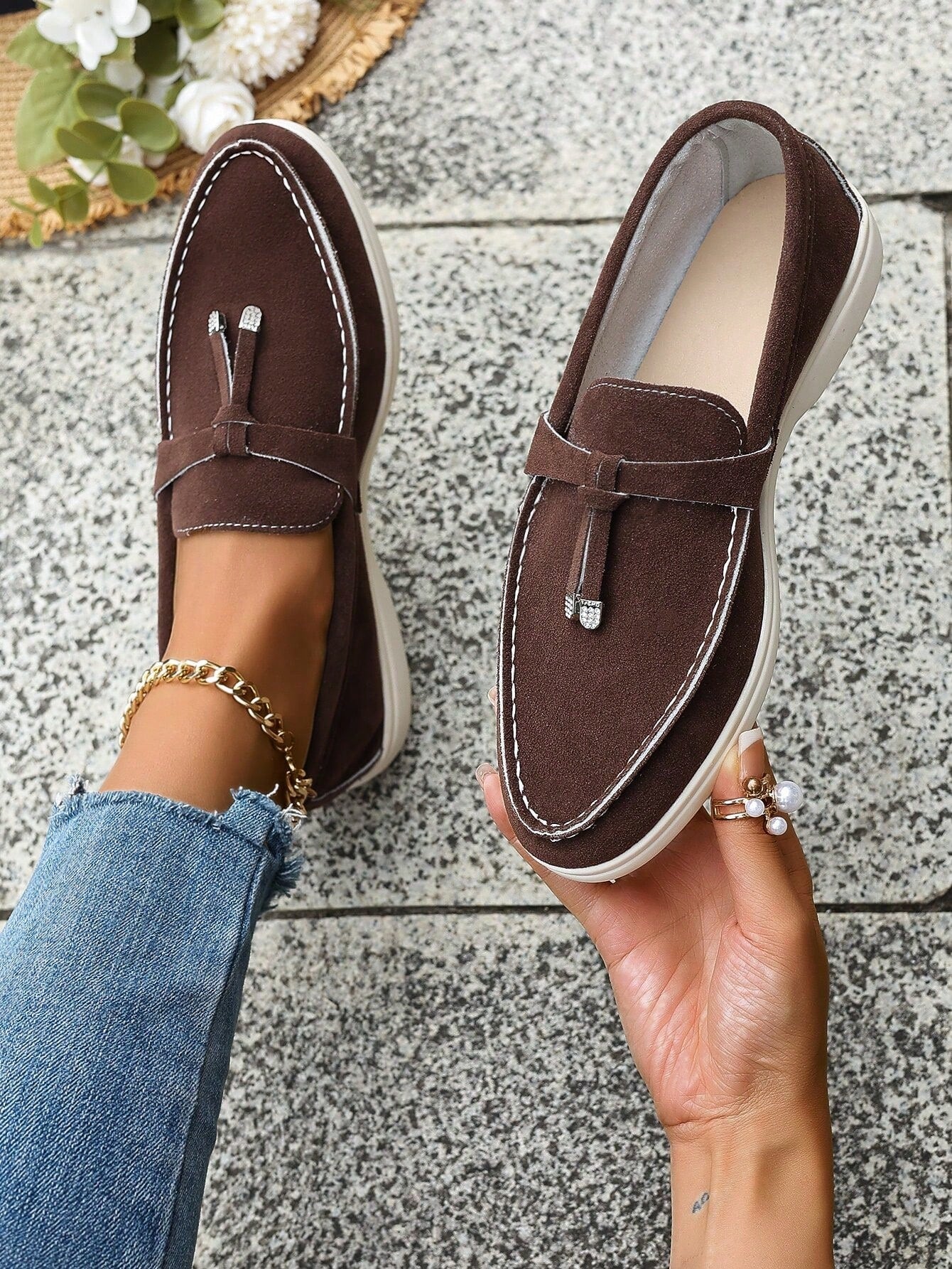 Fashionable Ladies' Solid Color, Simple, Retro Loafers; Comfortable Slip-On Shoes With Shallow Mouth