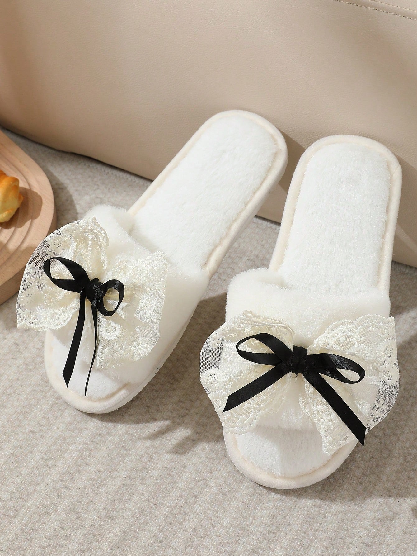 Autumn/Winter Women's Lace Bowknot Slippers, Soft & Warm With Anti-Slip Trendy Design For Indoor Use Or As A Couples Gift