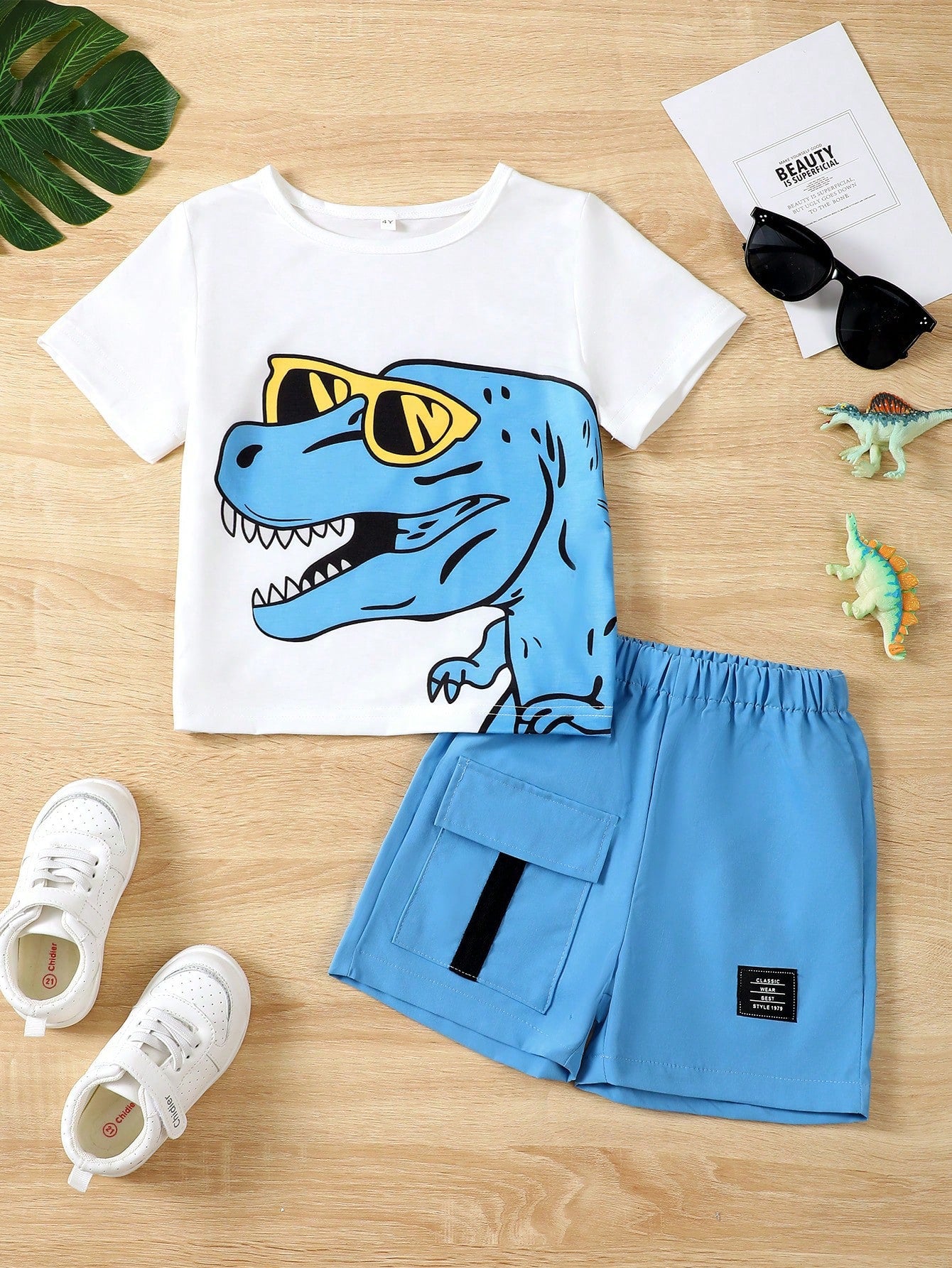 Young Boy Dinosaur Digital Print Round Neck Short Sleeved T-Shirt And Flip Pocket Work Shorts Summer Casual Sports Set