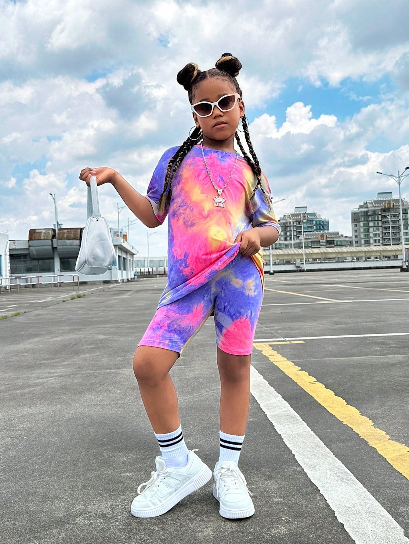 Tween Girl's Knitted Tie-Dye Round Neck Short Sleeve Top And Shorts Set, For Vacation And Leisure In Spring And Summer