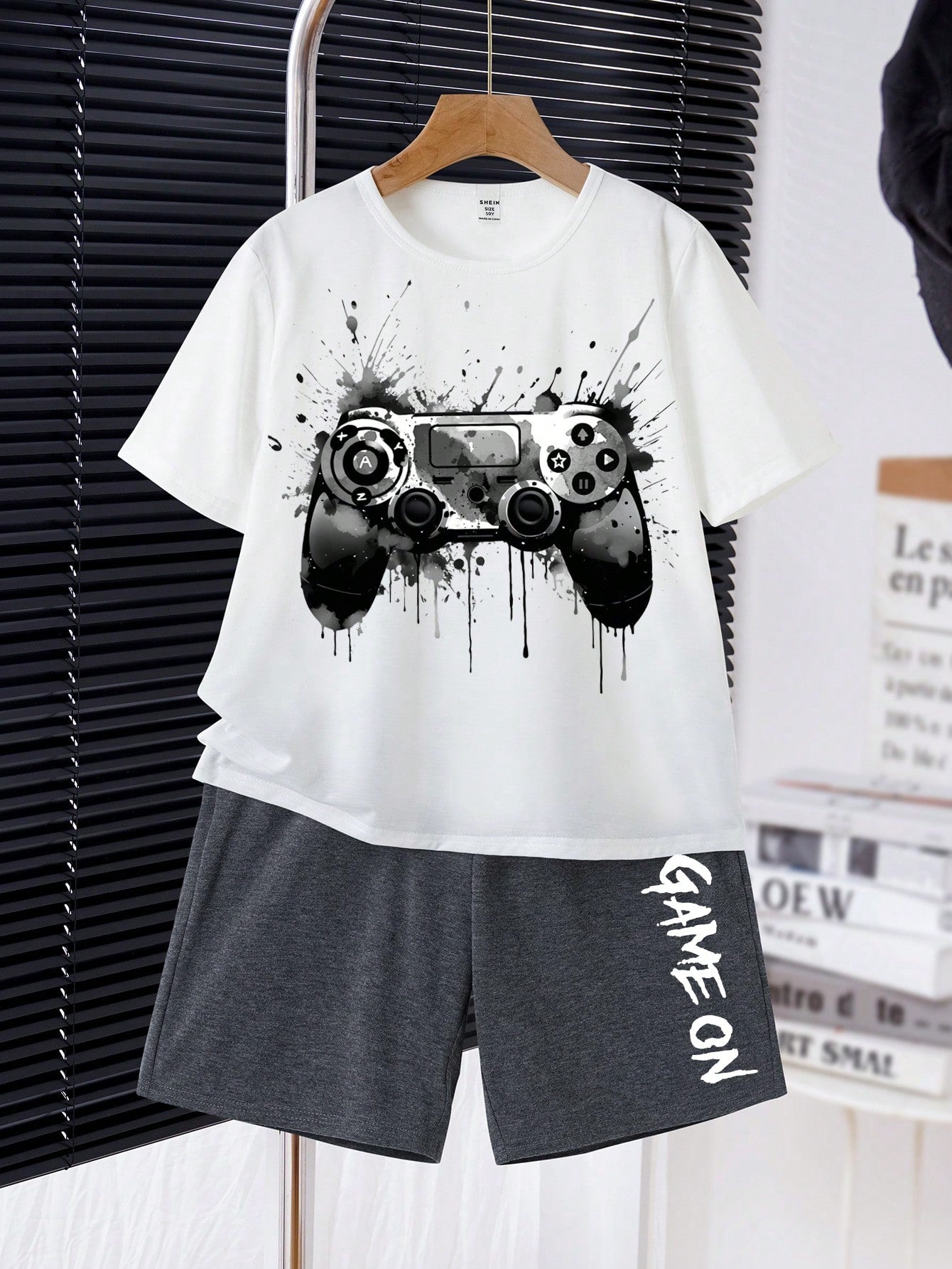 Tween Boys' Casual Simple Video Game Printed Short Sleeves T-Shirt And Shorts Set, Suitable For Summer