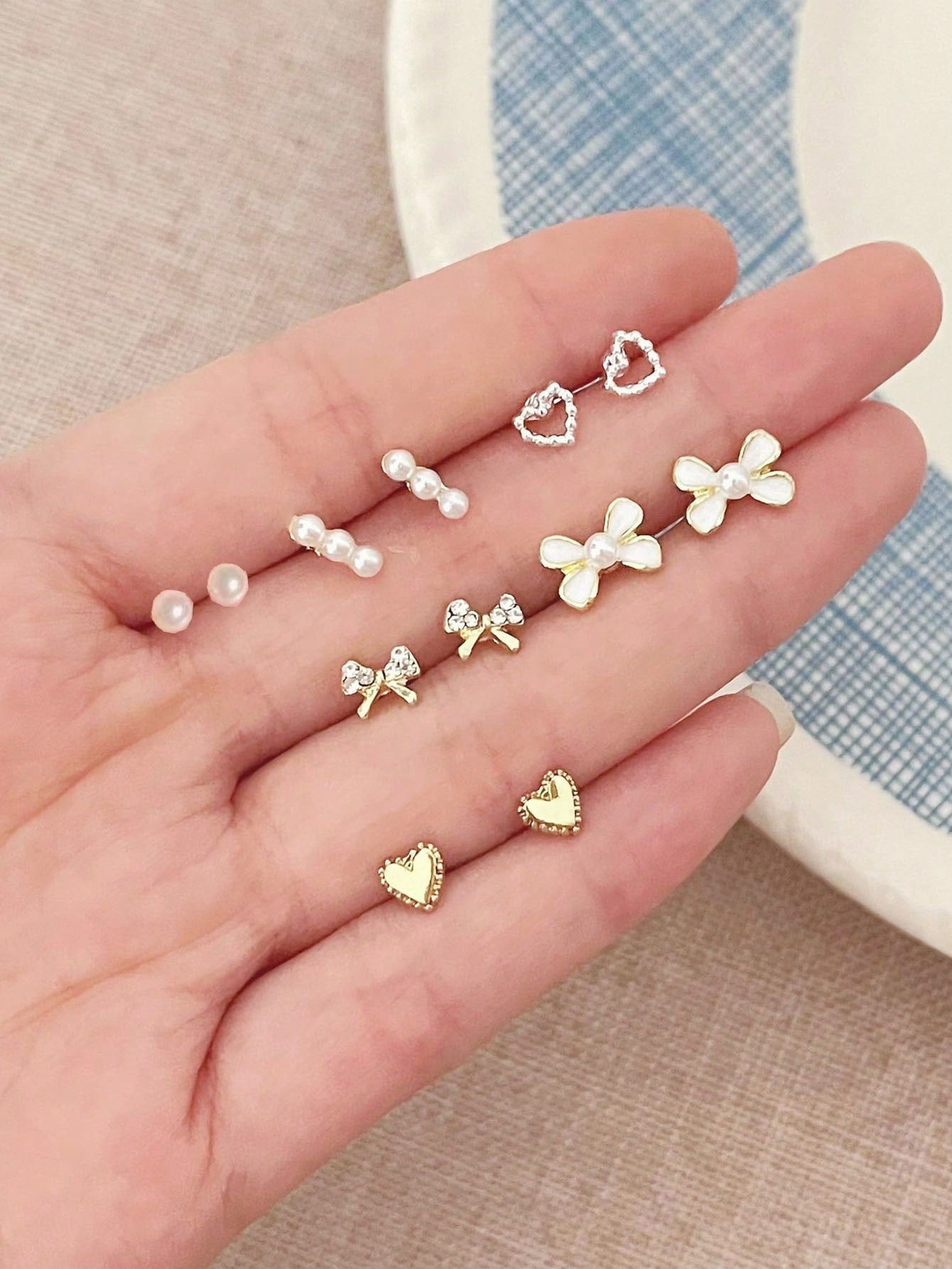 6 Pairs Earring Set, Cute And Simple Style, Hypoallergenic Studs For Ear Piercing Care, Small Unique Earrings For Cartilage