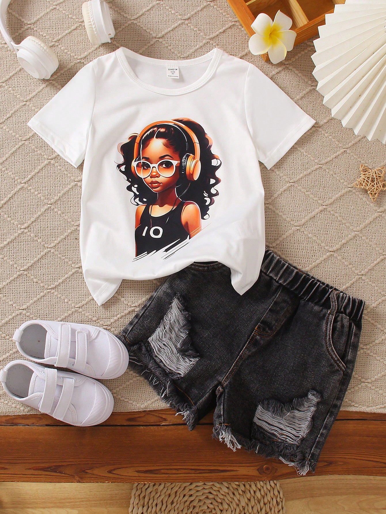 Young Girl Summer Cartoon Girl Printed Round Neck Short Sleeve T-Shirt And Ripped Shorts Casual Twopiece Set