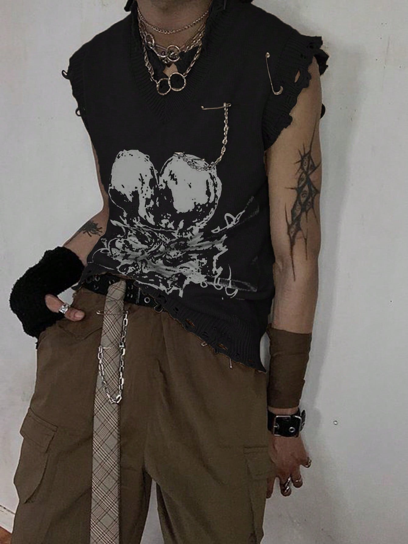 Men Skull Pattern Distressed Sweater Vest Halloween Halloween
