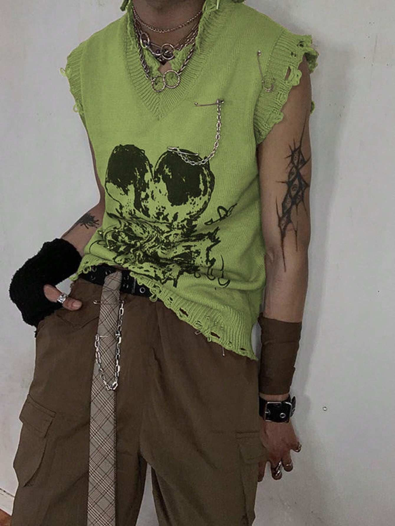 Men Skull Pattern Distressed Sweater Vest Halloween Halloween