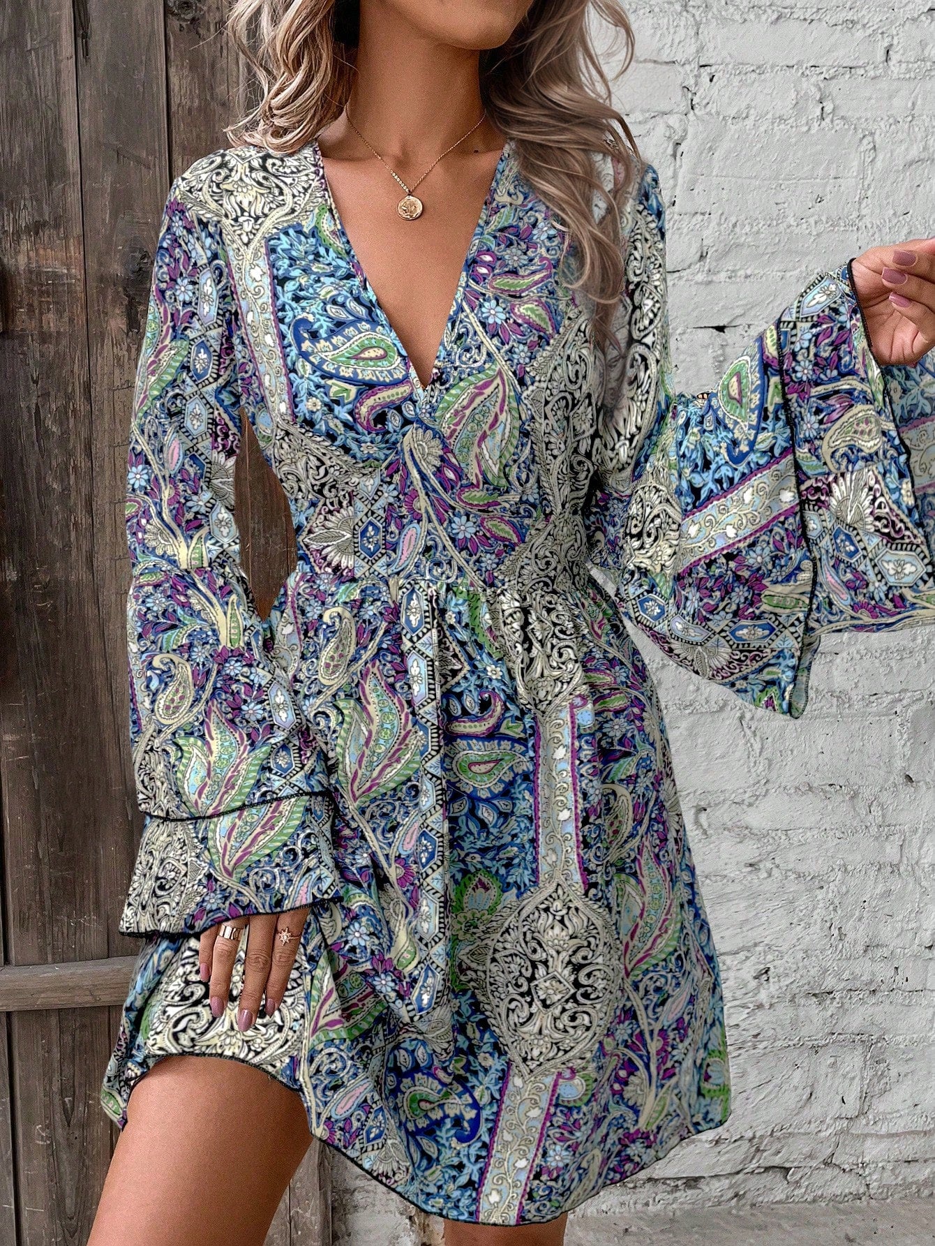 Women's Floral Print V-Neck Dress