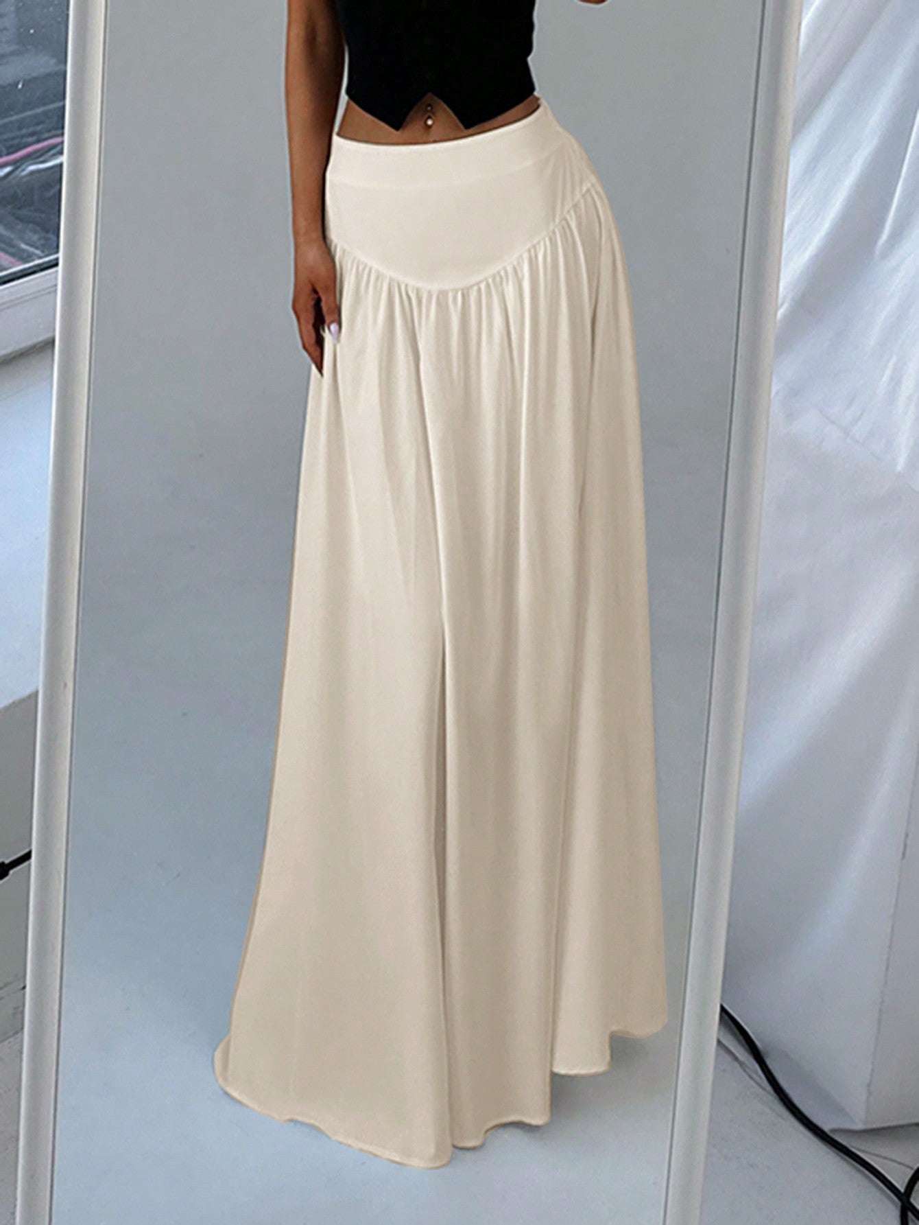 Minimalist Elegant White Skirt With Long Hemline