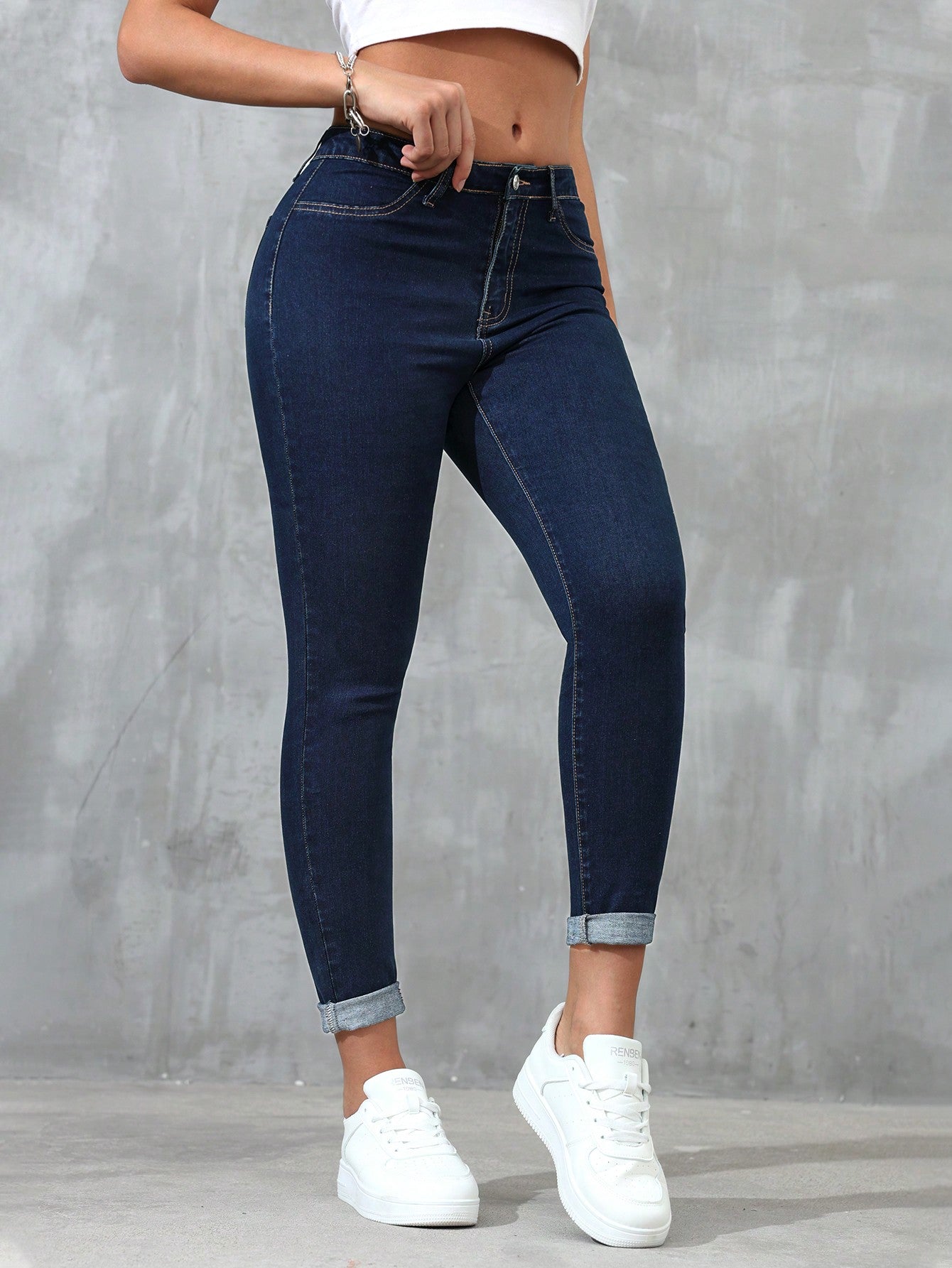 Slant Pocket Skinny Jeans