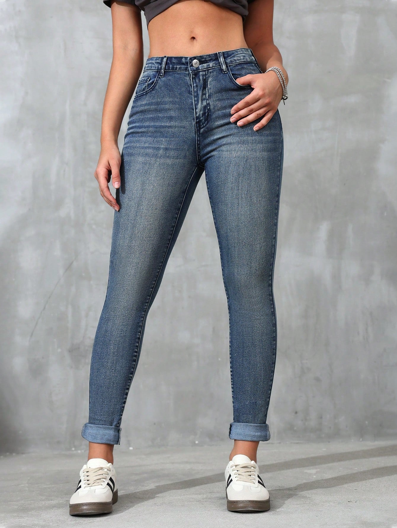 Slant Pocket Skinny Jeans