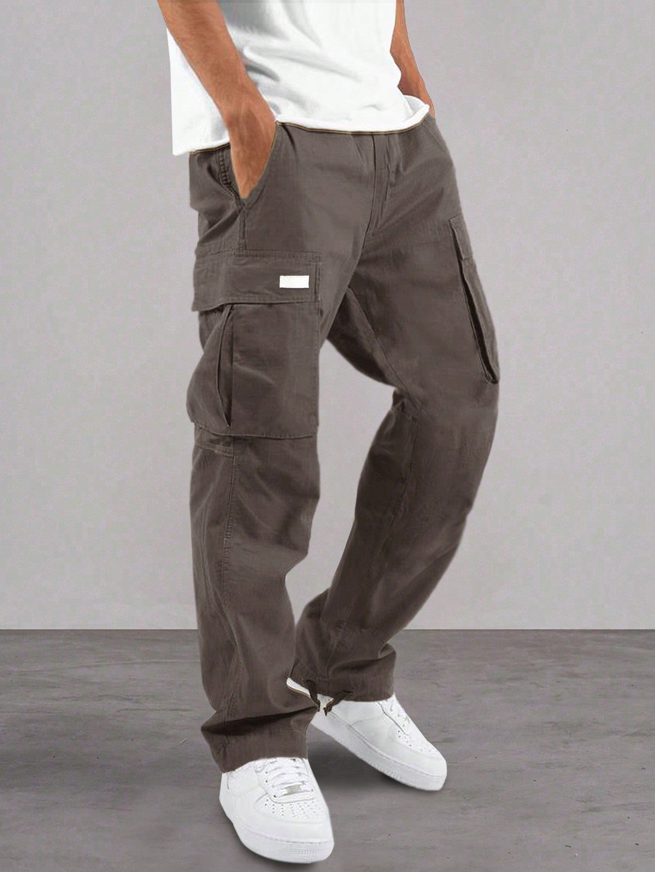 Men Patched Detail Flap Pocket Drawstring Waist Cargo Pants