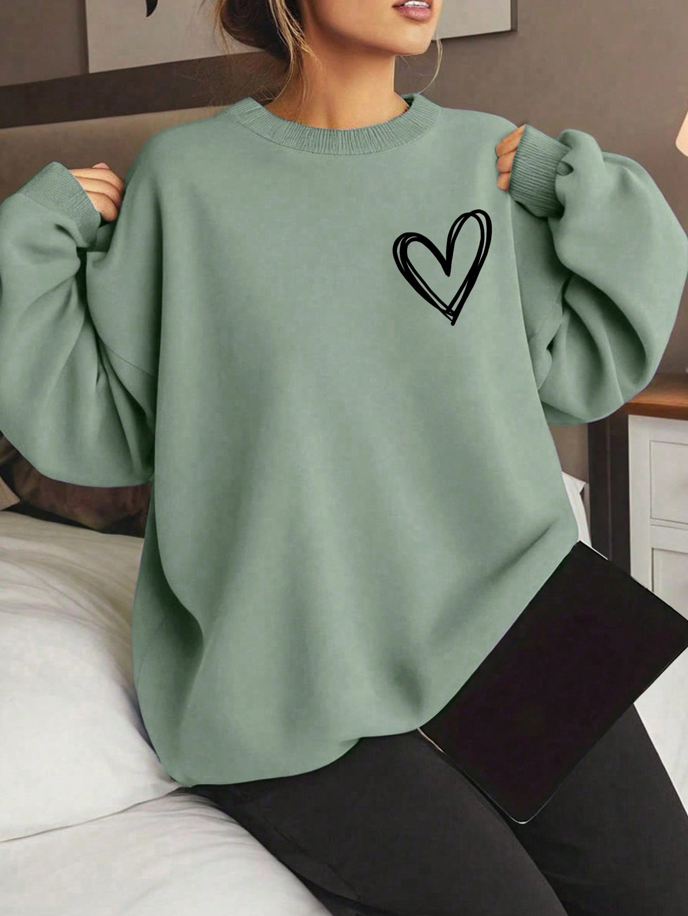 Plus Size Women Heart Printed Round Neck Long Sleeve Sweatshirt Sports Shirt