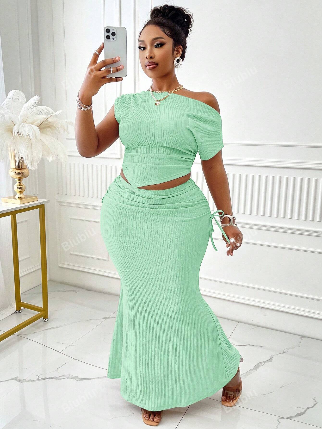 Women's Plus Size  Asymmetrical Shoulder Pleated Top With Asymmetrical Hem And Mermaid Style Skirt Suit