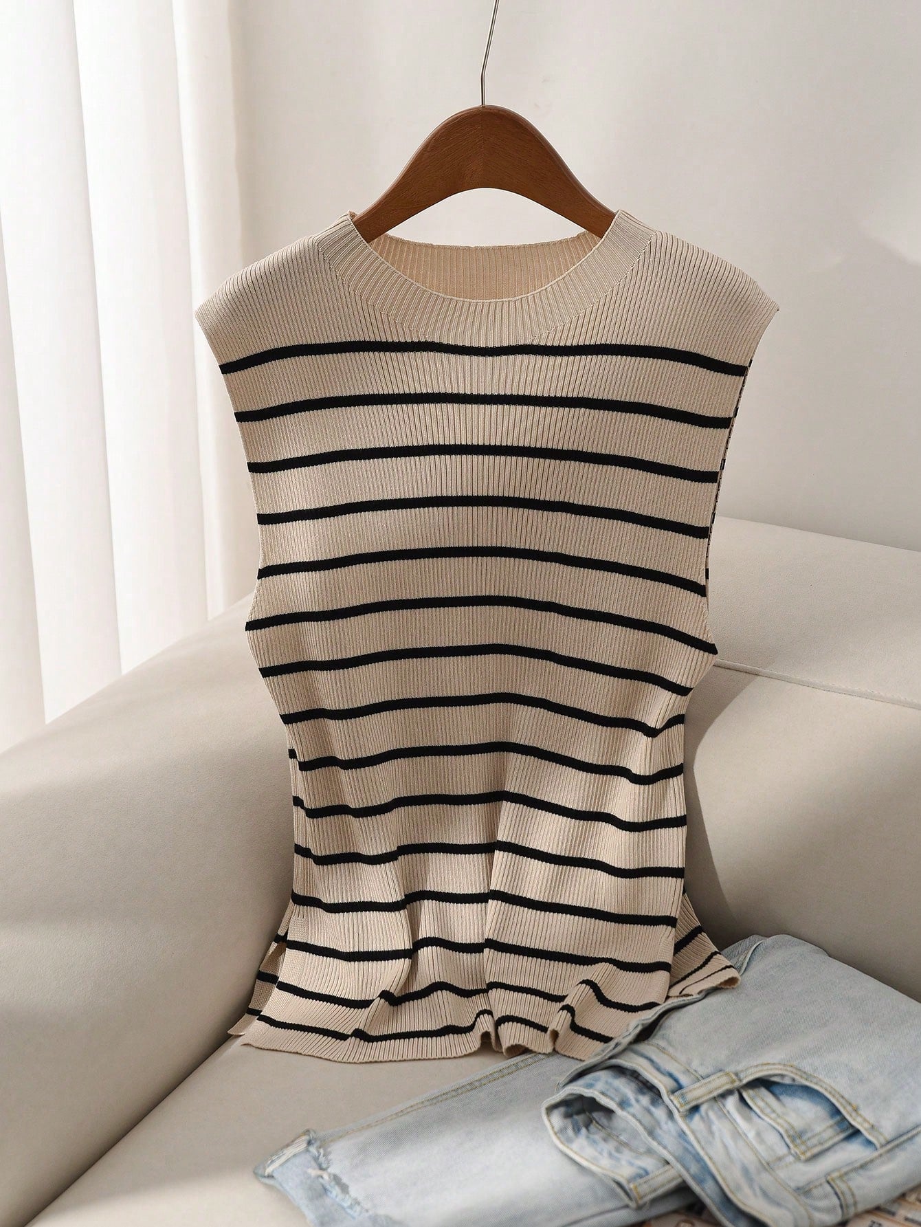 Plus Size Striped Sleeveless Knitted Top With Small Stand Collar