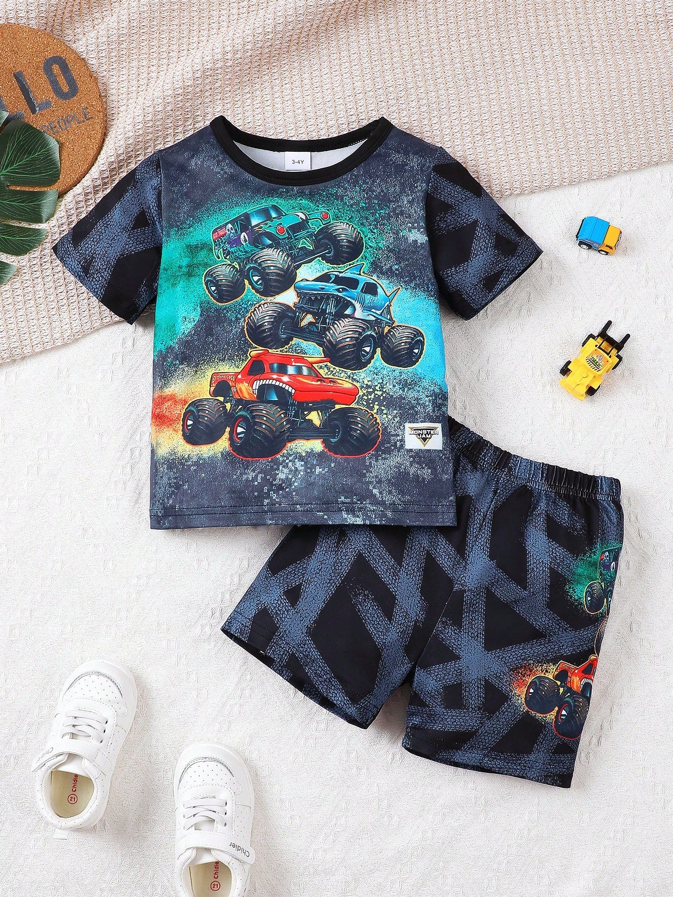 2pcs Young Boy Summer Outfit, Cartoon Car Printed Short Sleeve Round Neck Top And Shorts, Fashionable, Casual & Comfortable