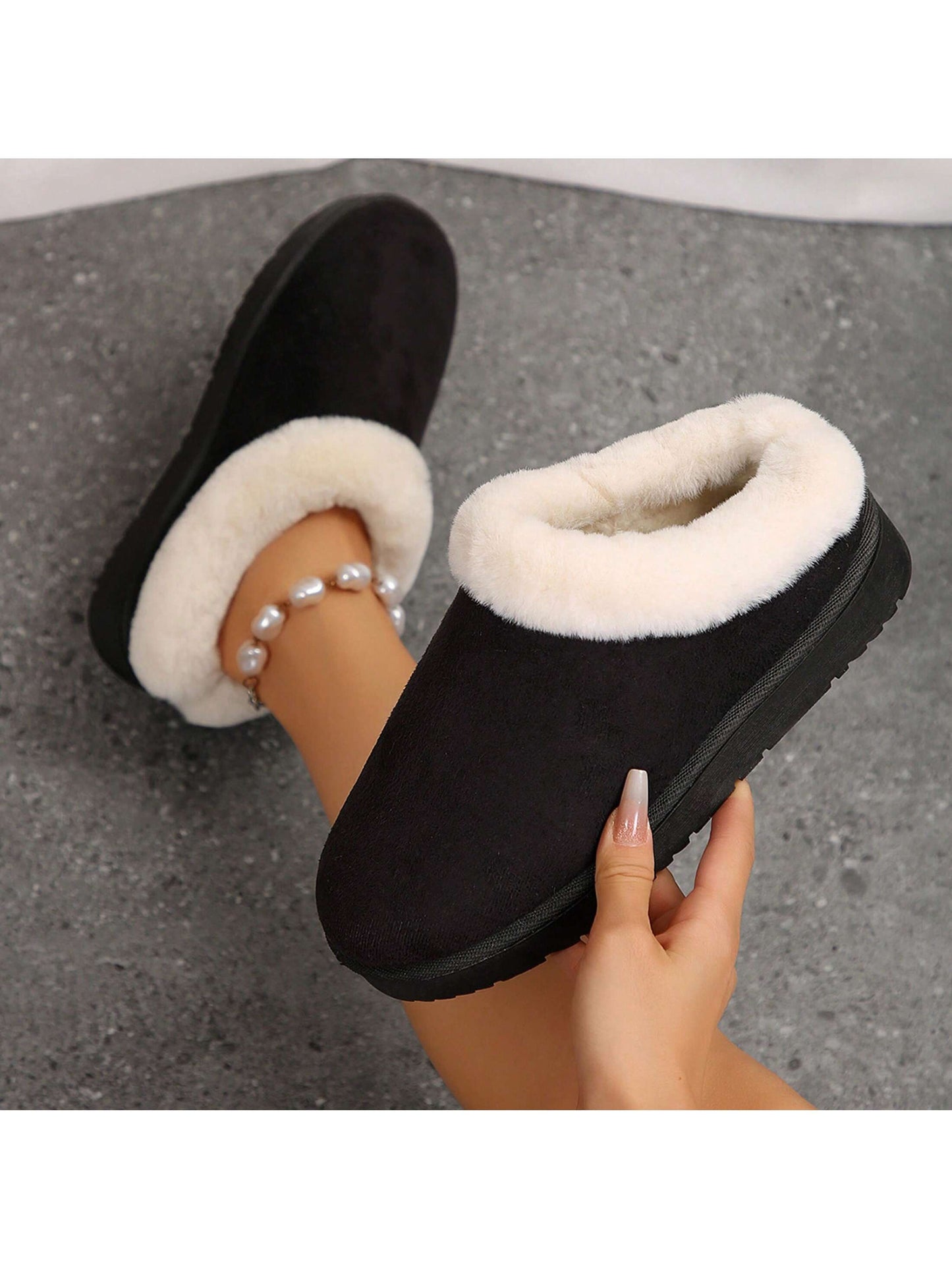 Women's Soft Comfortable Snow Boots Velvet Fur Side Flat Shoes Indoor Outdoor Winter Slippers Cotton Shoes