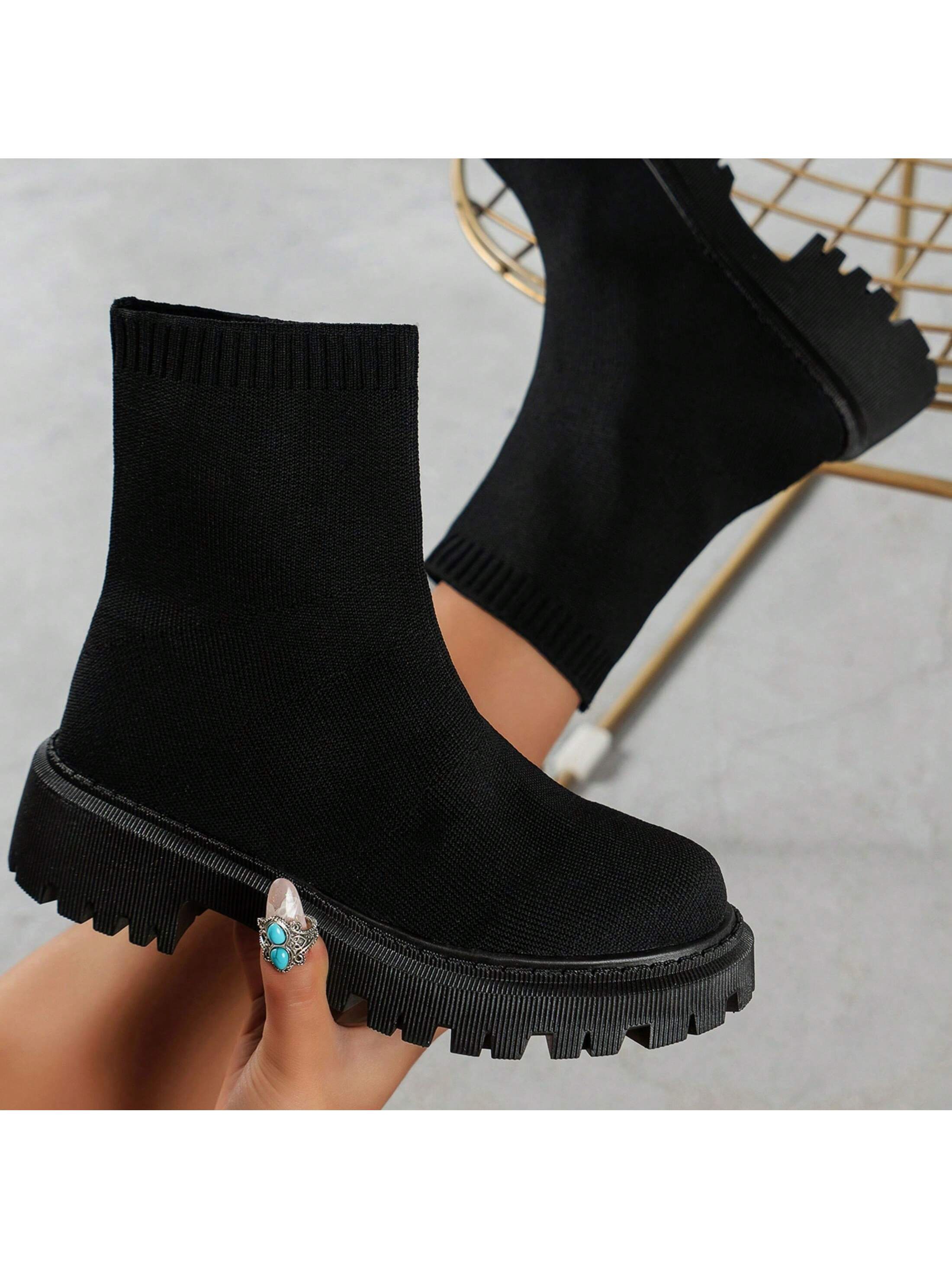 Women's Knitted Sock Boots Thick Bottom Mid Heel Comfortable Shoes Boots Winter Fashion Hundred Shoes Boots