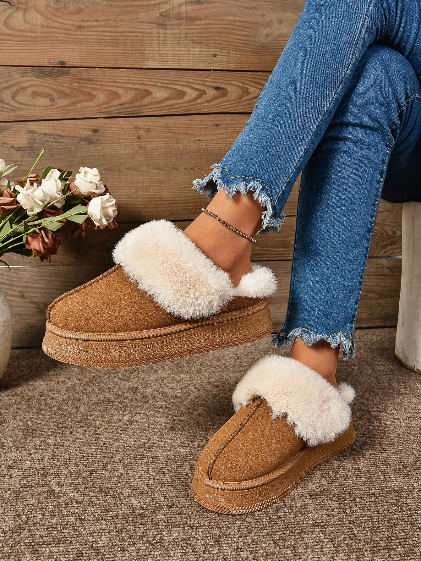 Winter Thickened Fur Snow Boots, Women's Fashionable And Versatile Thick-Soled Slip-On Warm Short Boots