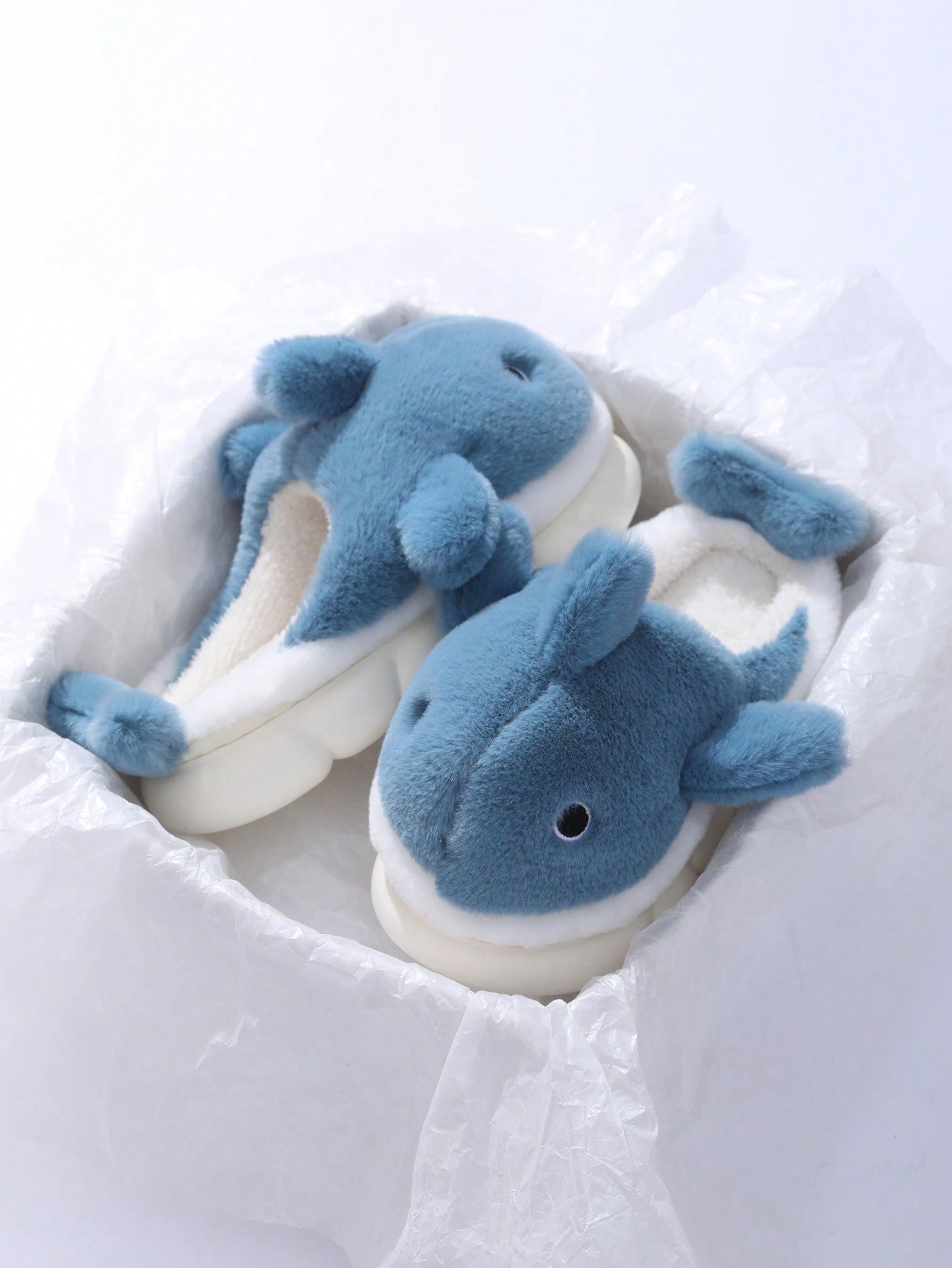 Fashionable And Cute Blue Whale Warm And Comfortable Indoor/Outdoor Plush Slippers For Women And Couples