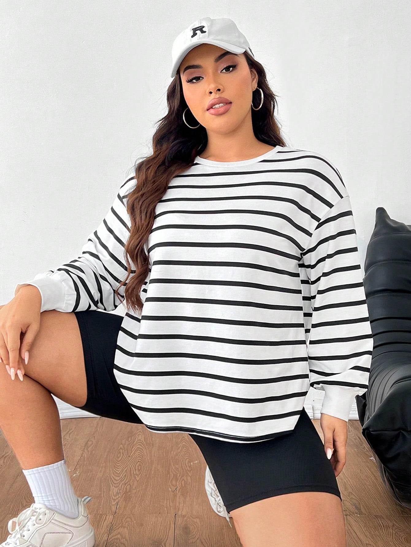 Casual Simple Pattern Round Neck Loose Plus Size Long Sleeve Sweatshirt, Autumn/Winter