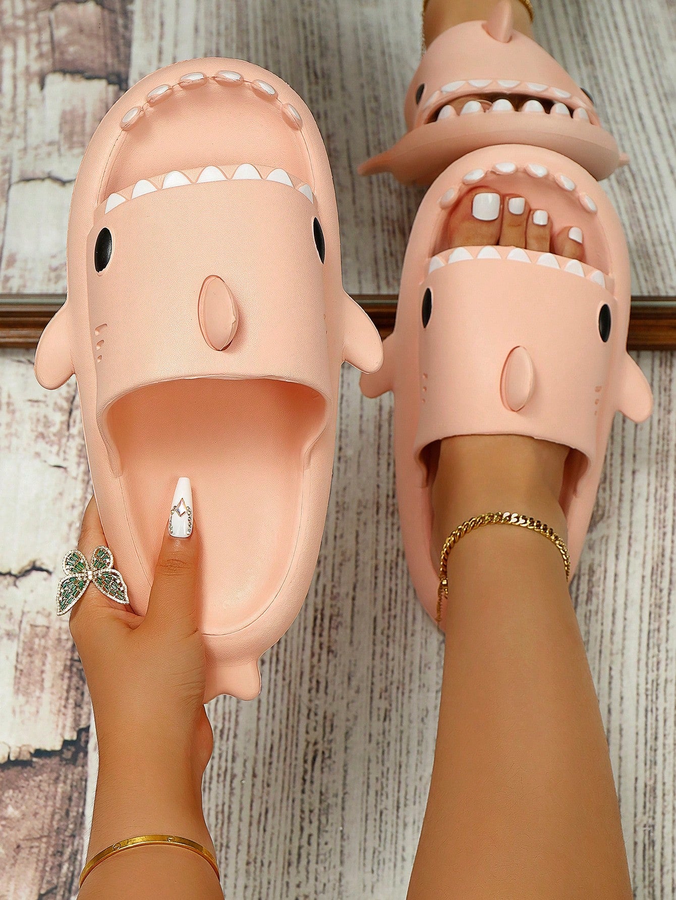 Shark Design Single Band Slides, Lavender Preppy Style Cartoon Slippers