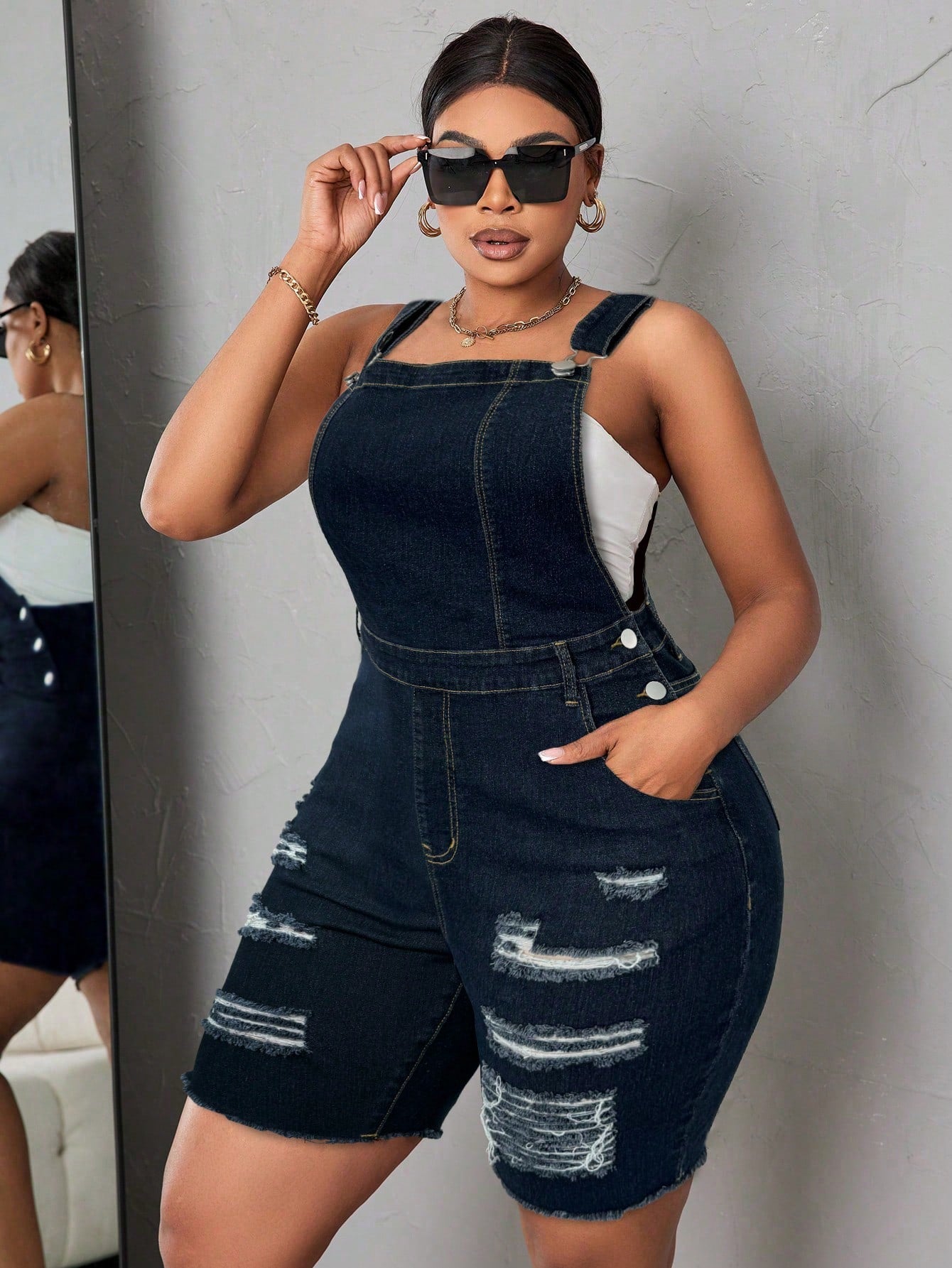 Plus Size Women'S Distressed Denim Overalls Shorts