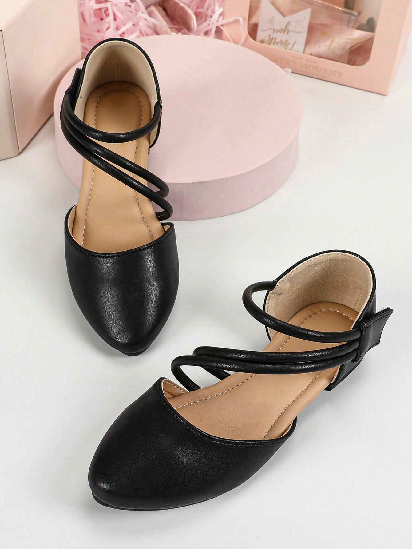 1pair Fashionable Girls Pointed Toe Flats, Children & Teenagers Leather Outdoor Flats Summer Comfortable Casual Flats