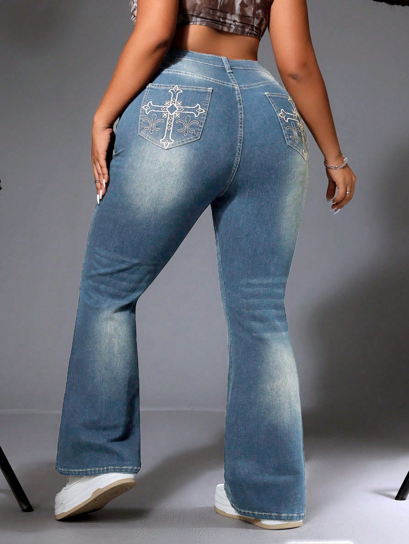 Plus Size Washed Cross Embroidery Flared Jeans