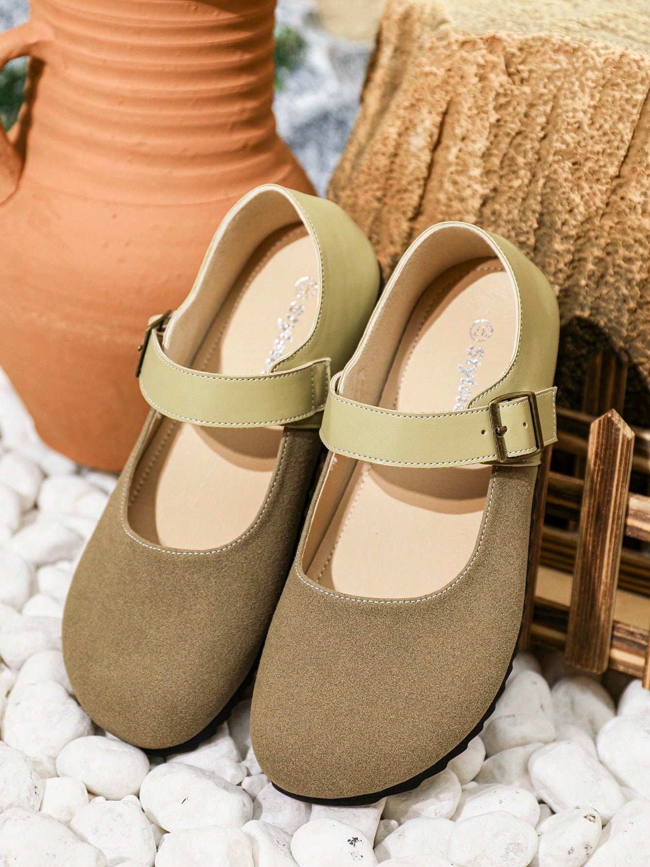 Ladies' Solid Color Simple Daily Fashion Flat Shoes