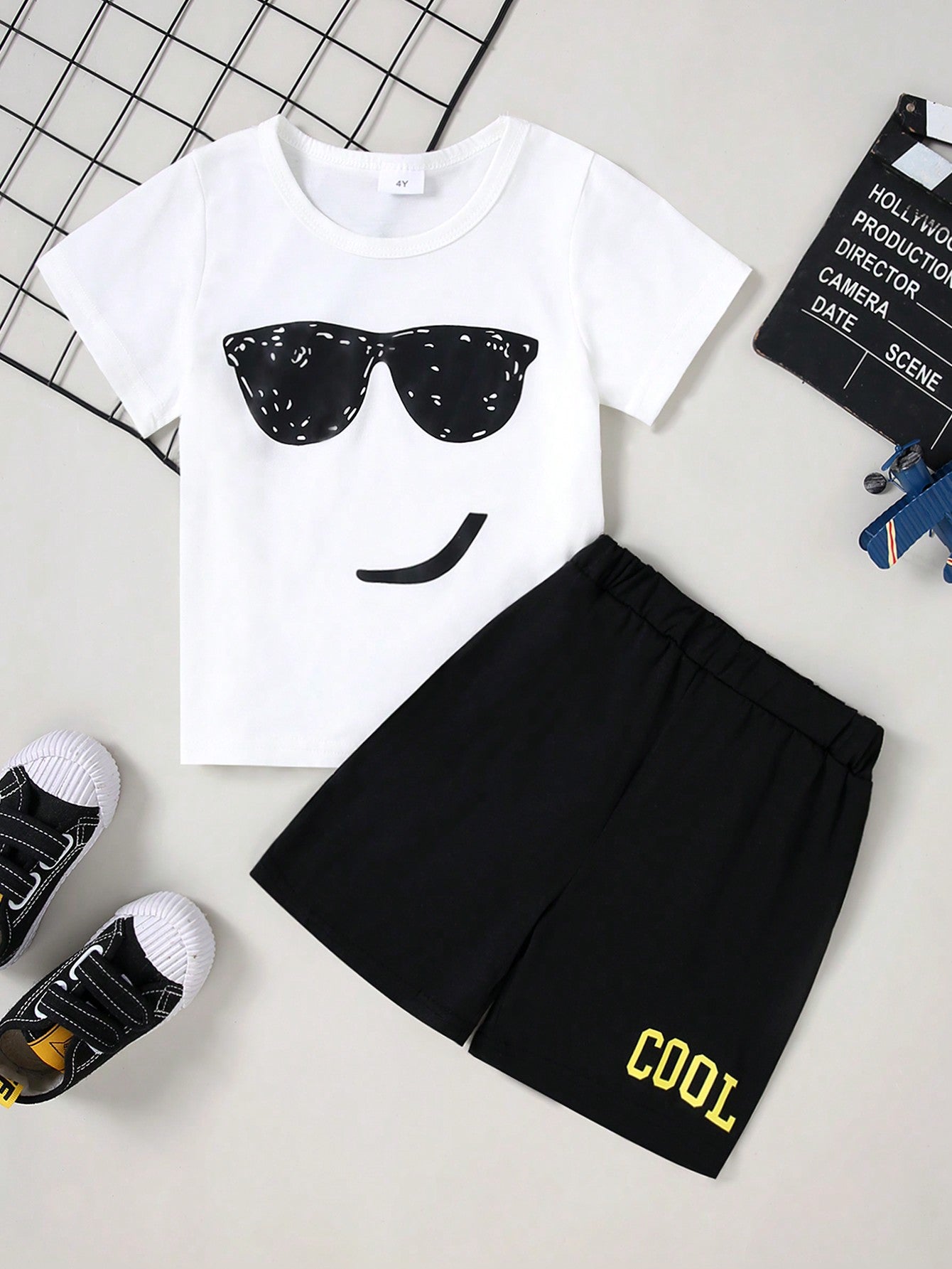 Young Boy Summer Casual Face Print Short Sleeve T-Shirt And Shorts Set