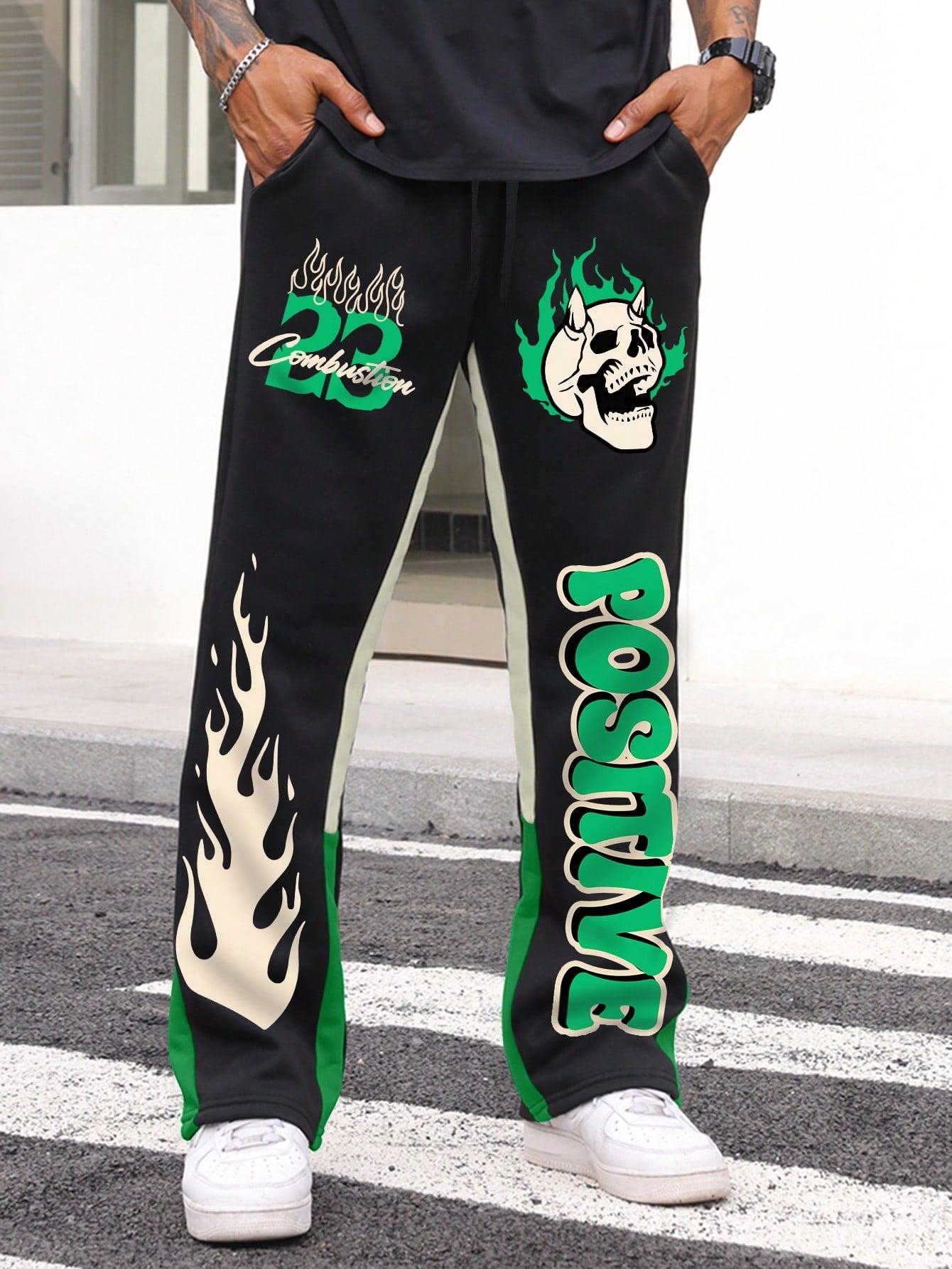 Men Plus Colorblock Fire & Letter Graphic Drawstring Waist Sweatpants