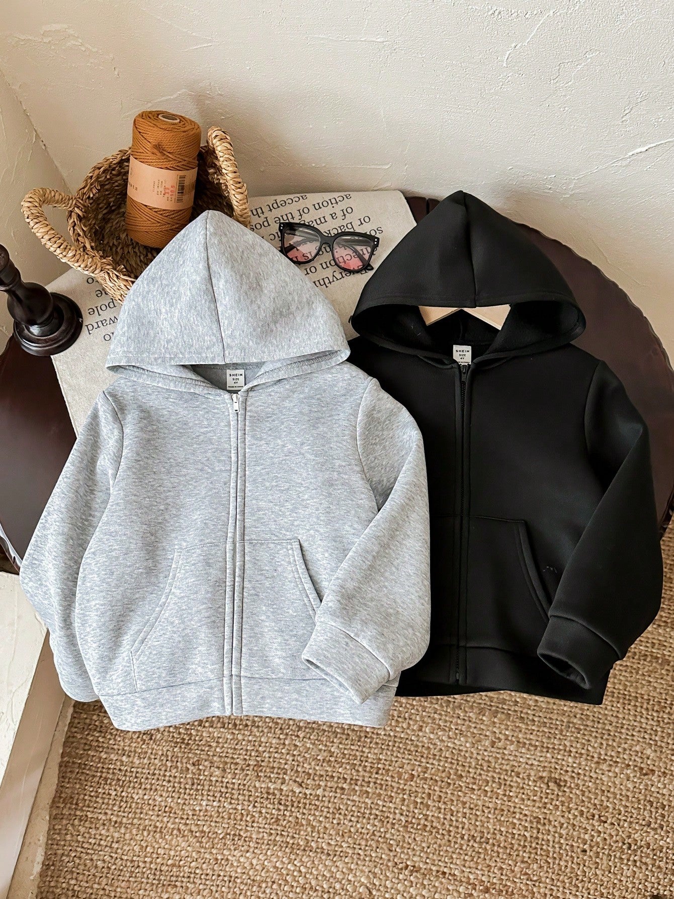 2pcs/Set Young Boys' Casual, Cute, Comfortable, Simple Knit Black & Grey Warm Hooded Long Sleeve, Suitable For Travel, School, Daily Gatherings, Autumn & Winter Season