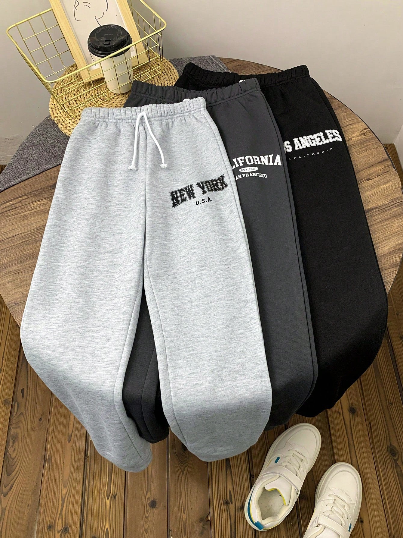 3pcs Tween Boy Casual Letter Printed Sweatshirt And Pants Set