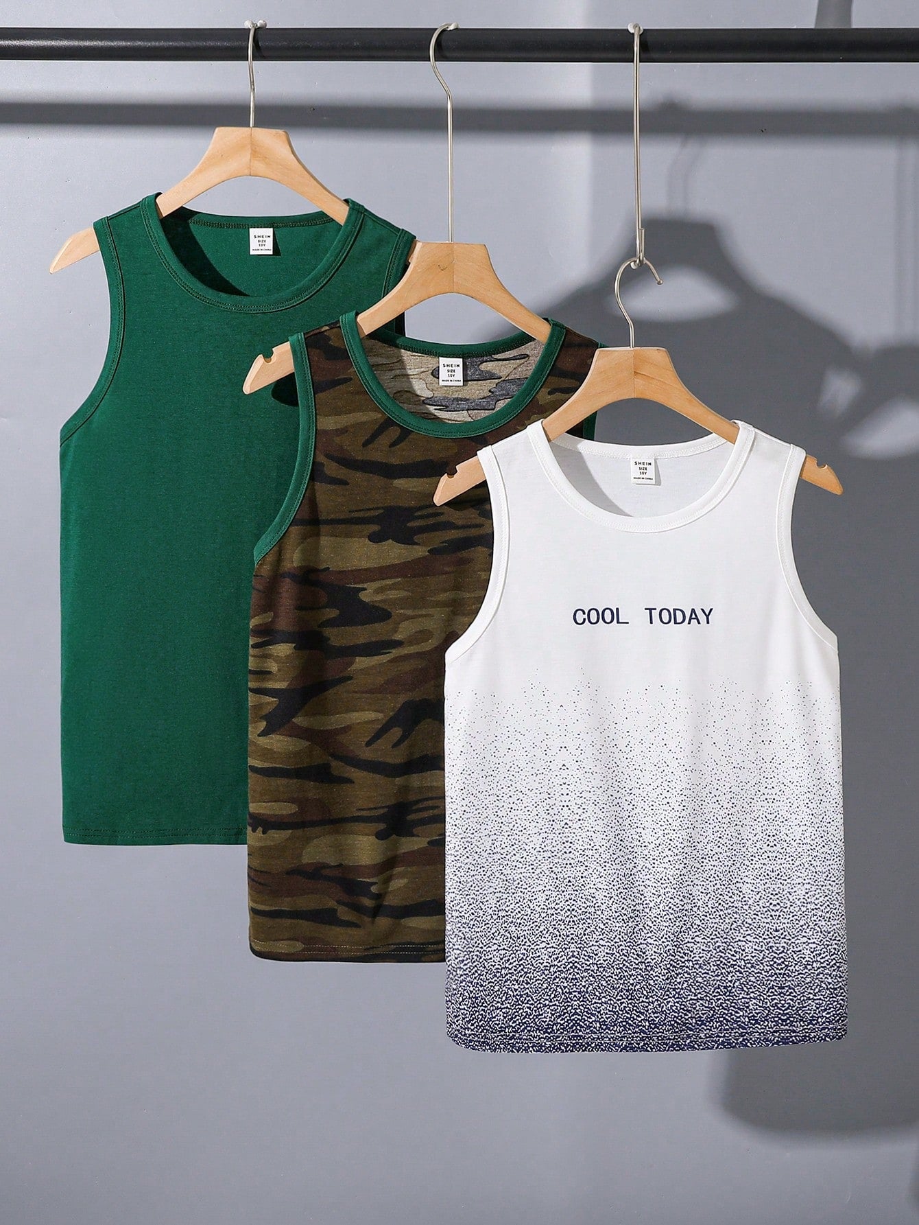 3pcs Baggy Teen Boys' Sporty Ombre Camouflage Pattern Knitted Round Neck Vest Set