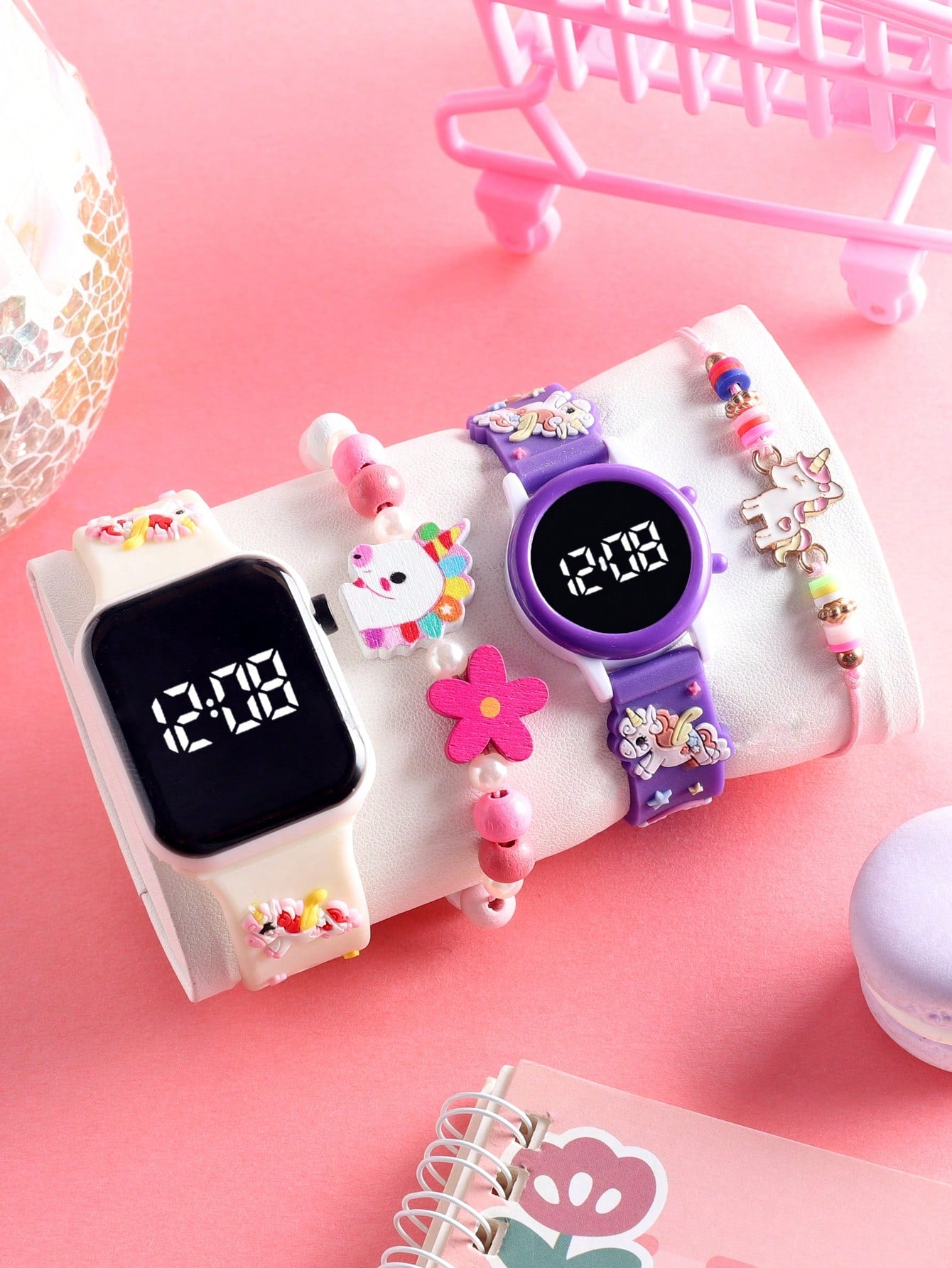 2pcs Dry Battery Operated Cartoon Unicorn Decorated LED Digital Bracelet Watch And 2pcs Beaded Unicorn Elastic Bracelets, Suitable For Daily Wear (For Girls)