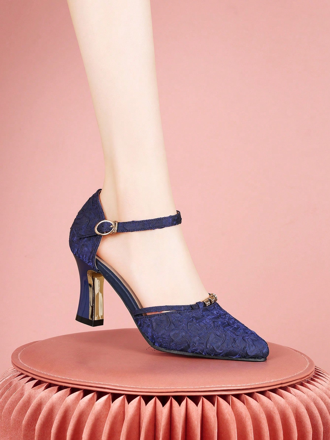 Pointed-Toe High Heel Shoes, Chunky Heel, Hollow With Rhinestone Decoration And Buckled Strap