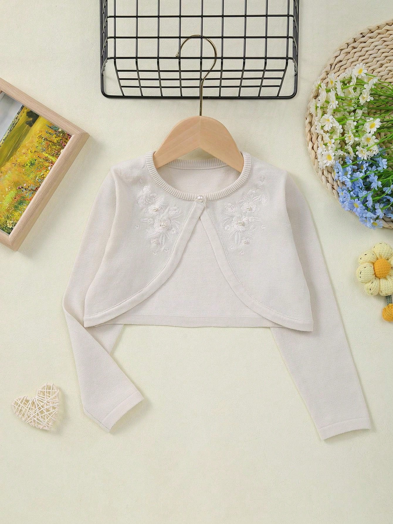 Young Girl Summer Fashionable Crop Button-Up Embroidered Knit Cardigan Outerwear For Casual Wear