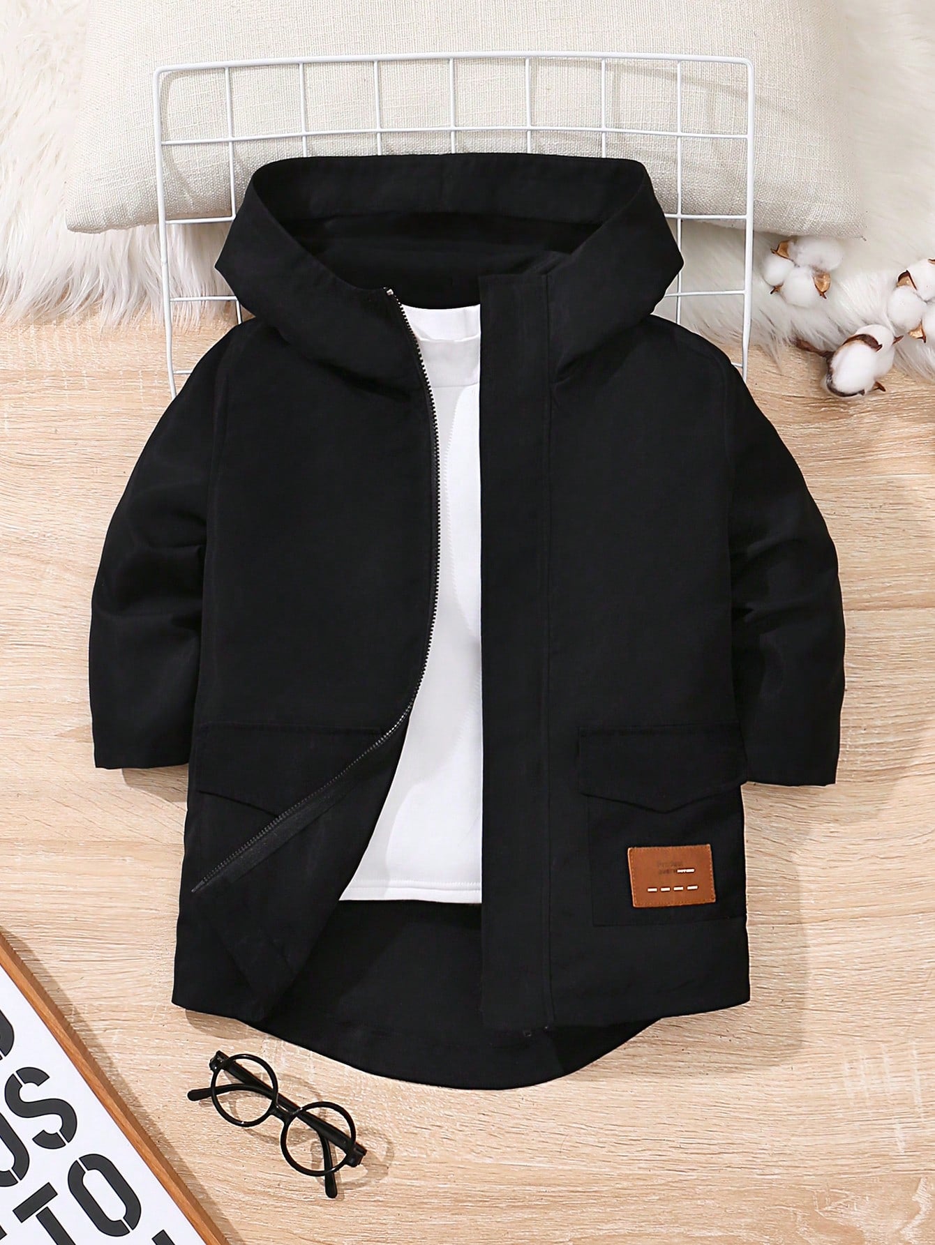 Young Boy's Casual & Comfortable Style, Badge Design, Workwear Style Front Pockets, Short Front And Long Back, Slim Fit Mid-Length Lightweight Hooded Cardigan