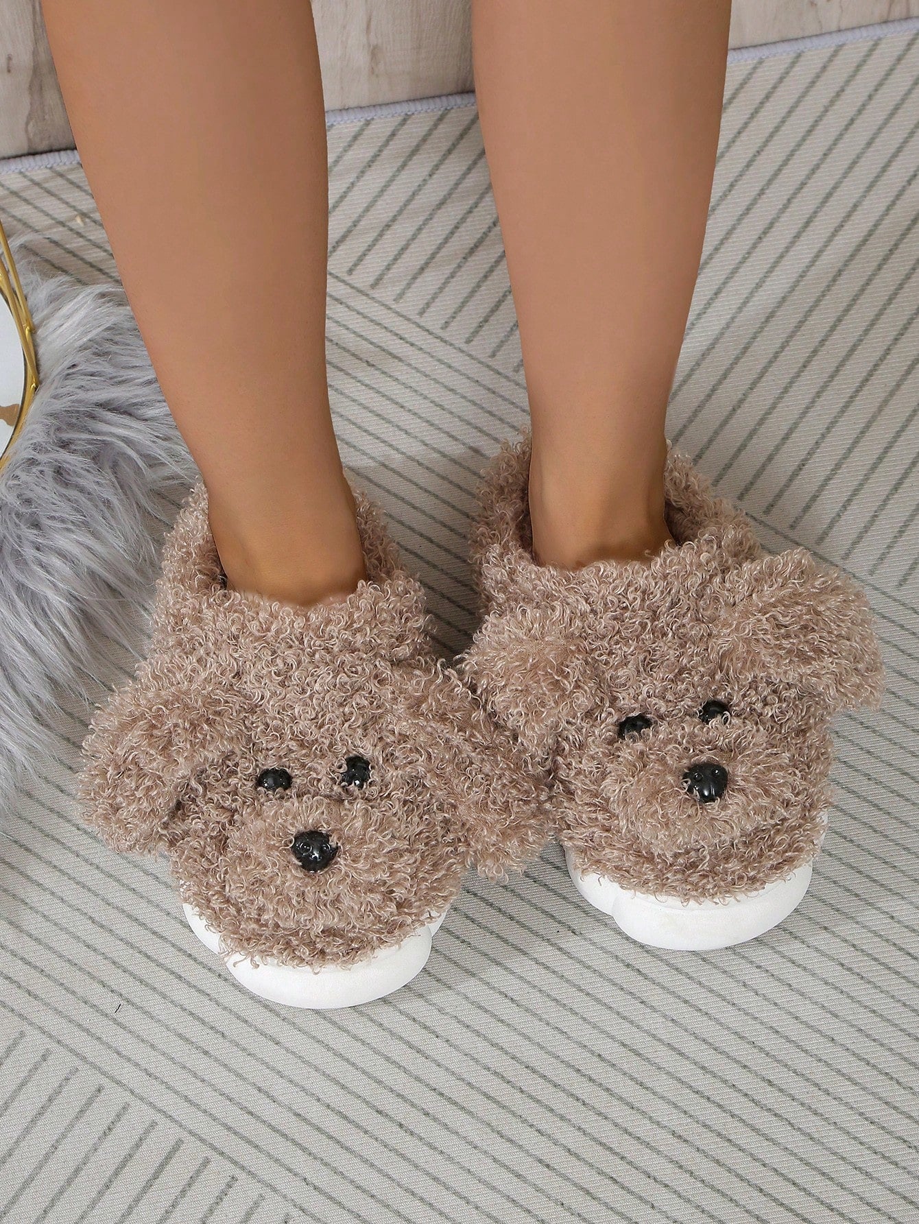 Women's New Cute Casual Home Comfy Cartoon Pattern Furry Slippers, Round Toe & Half-Slip, Thick Plush Woolen Shoe Upper, Warmly Lined, Soft & Lightweight Thick Sole