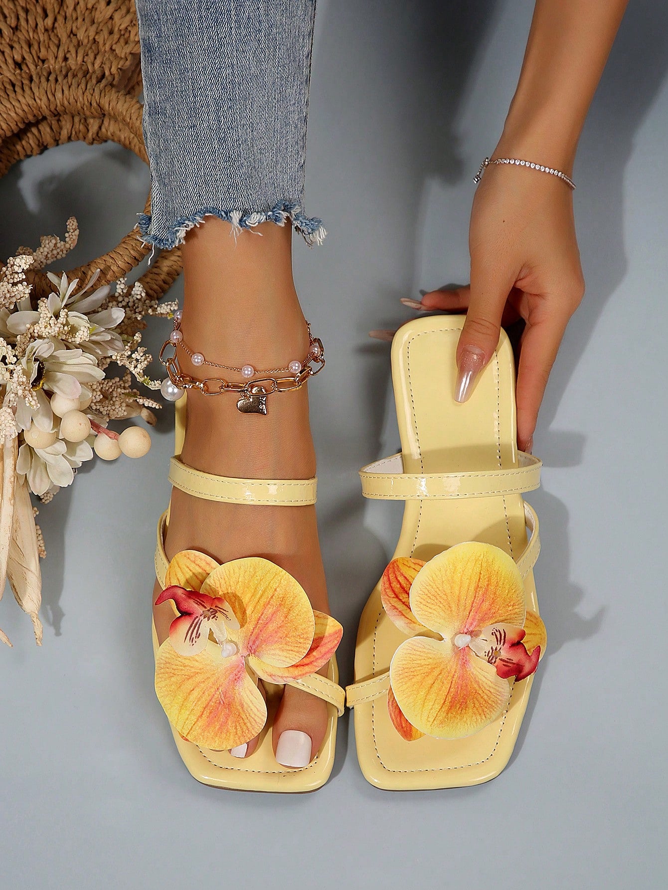 New Arrival Flower Beach Sandals Women's Flat Plus Size Casual Slippers With Toe Post