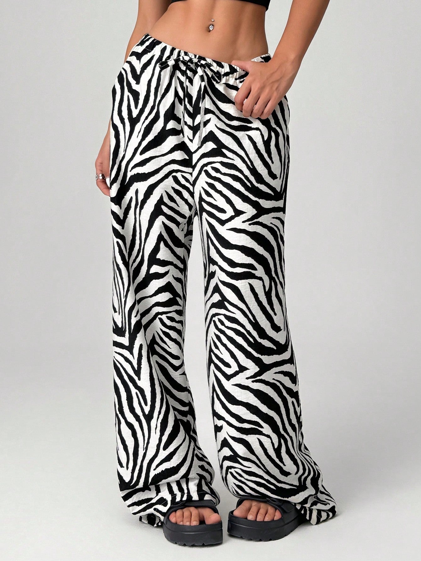 Women's Leopard Printed Drawstring Long Pants