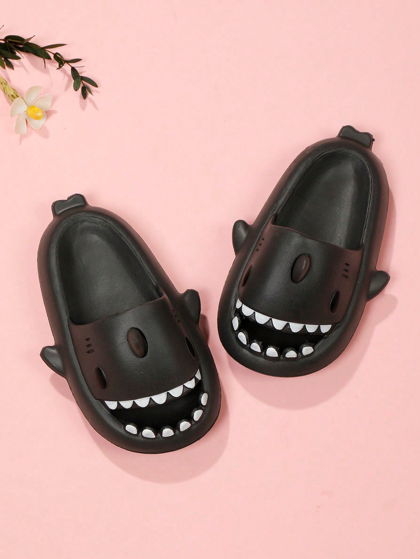 Fun Shark Shaped Children's Slides, Beach Slides, Novelty Slippers, Ocean Themed Slippers