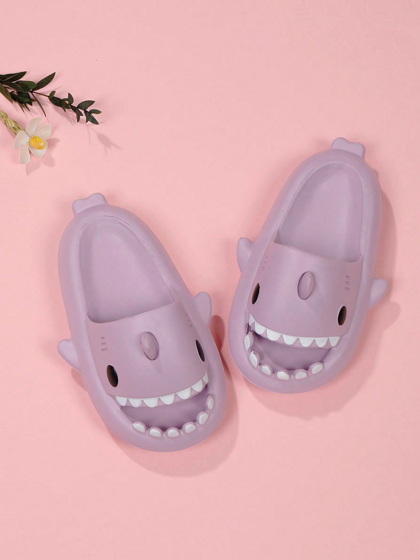 Fun Shark Shaped Children's Slides, Beach Slides, Novelty Slippers, Ocean Themed Slippers