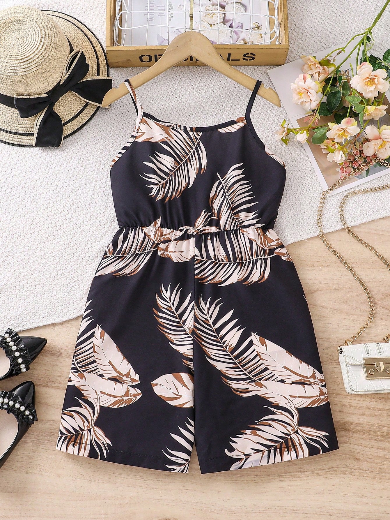 Tween Girl Allover Print Romper With Straps, Summer Vacation Style, Casual, Comfortable, Elegant And Fashionable Children's Clothing