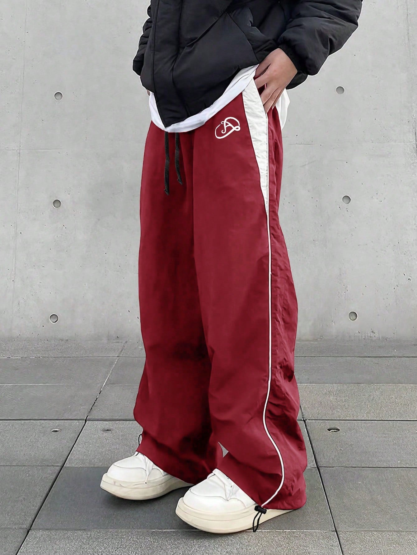 Men Wide Leg Loose Casual Pants With Letter Print And Color-Block Pockets