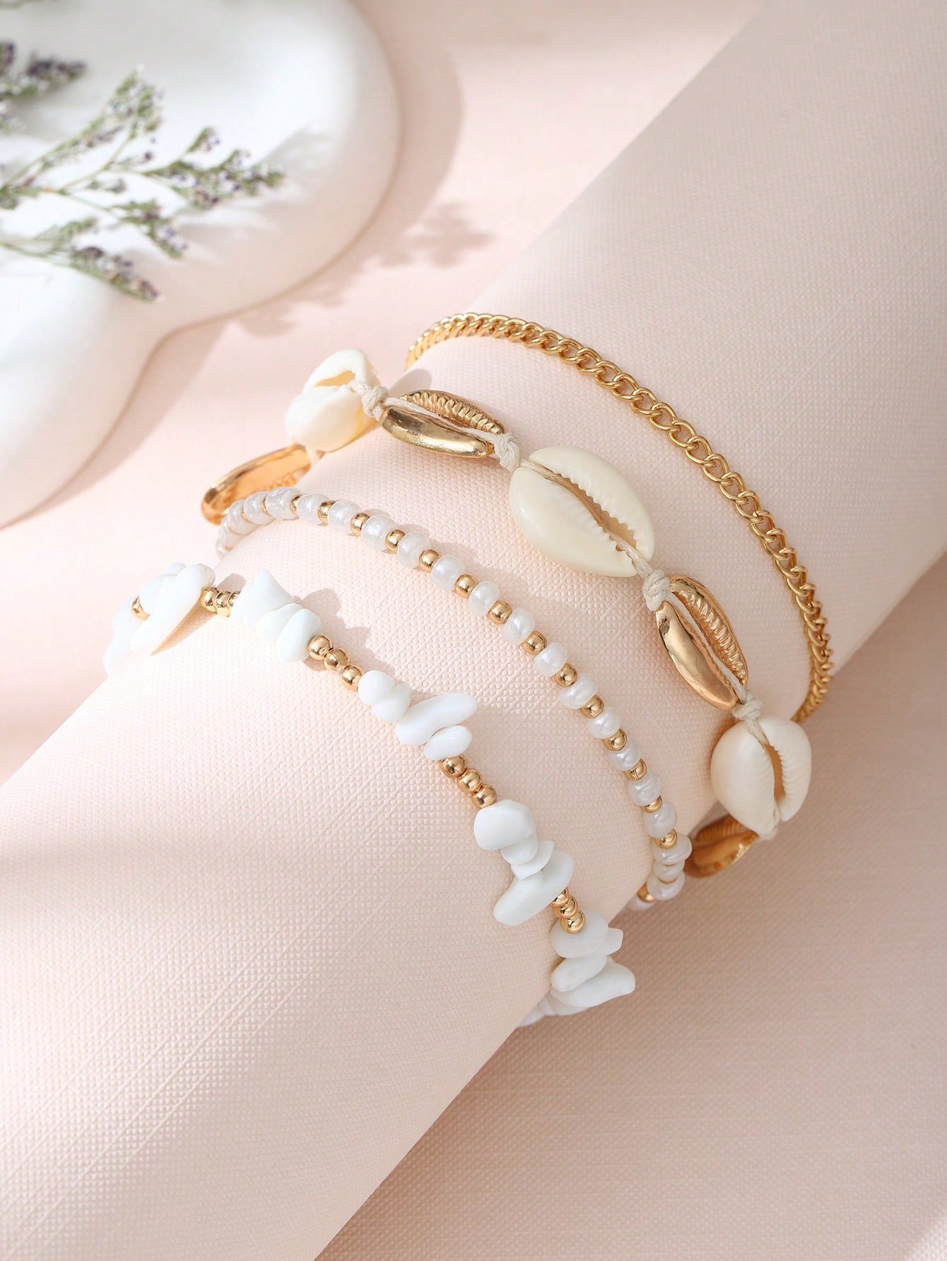 4pcs/Set Fashionable Lightweight Beaded Seashell & Pebble Charm Adjustable Handmade Anklet For Beach Vacation