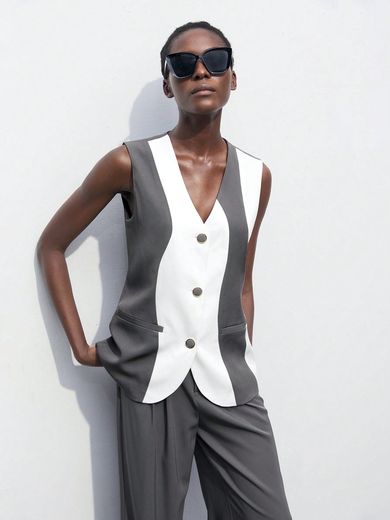 Maija Color-Blocked V Neck Button Front Suit Vest Jacket