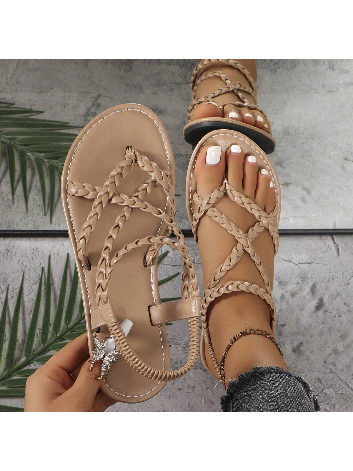 Women Woven Flat Sandals In Black/Brown, Flip Flops With Toe Ring And Open Toe, Non-Slip Slipper For Indoor And Outdoor Use