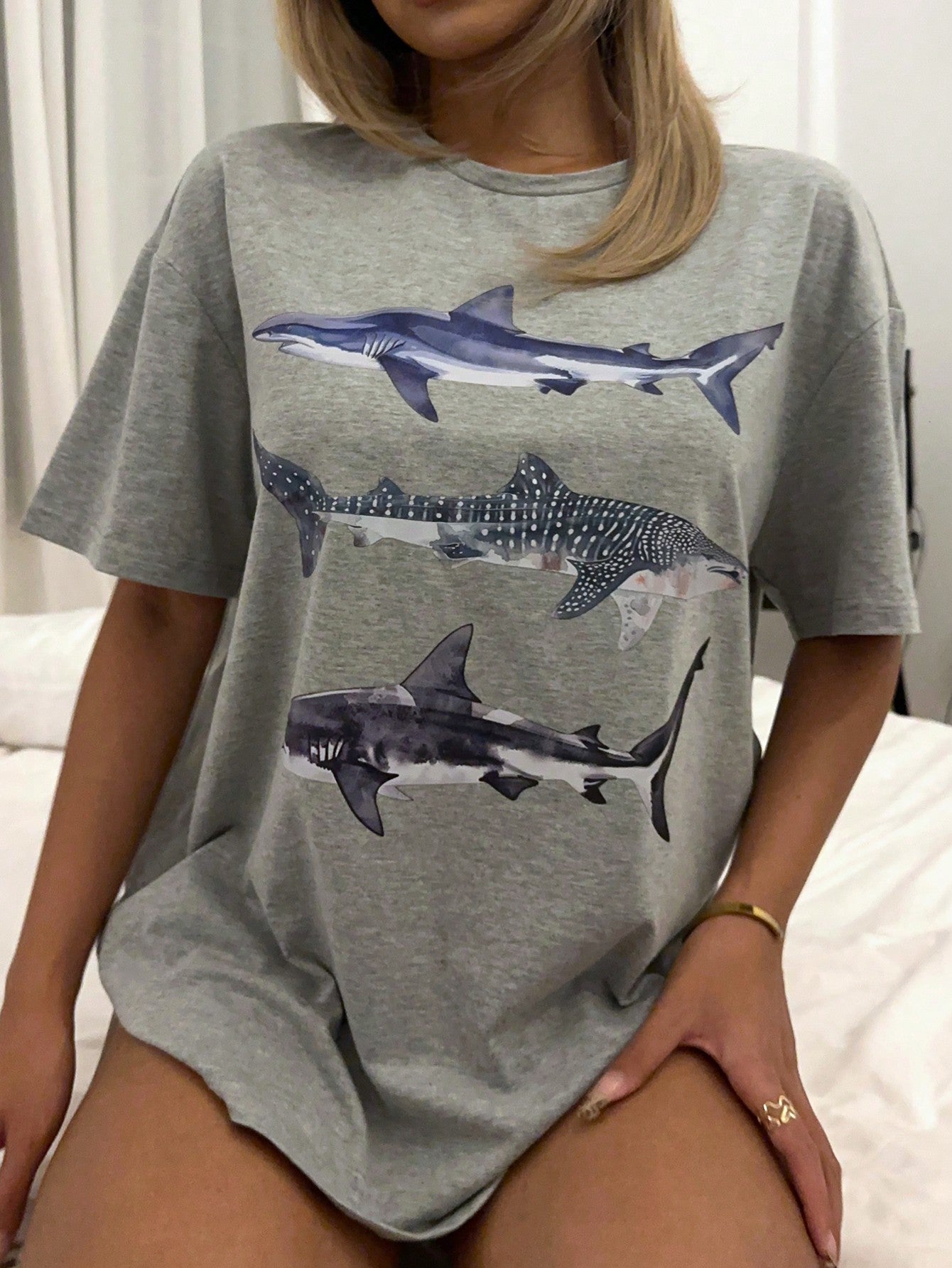 Oversized T-Shirts Casual Simple Shark Print Light Floral Grey Round Neck Short Sleeve Women's T-Shirt Suitable For Summer Beach Vacation