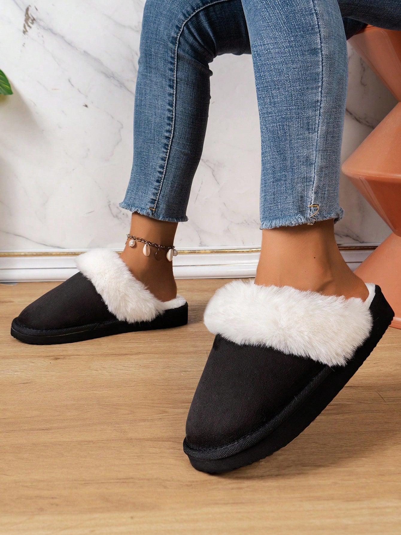 Women's Autumn/Winter New Flat-Heeled Mid-Heel Plush Slippers With Warmth Retention, Slip Resistance & Noise Reduction, Simple Casual & Comfortable Slip-On Indoor House Slippers